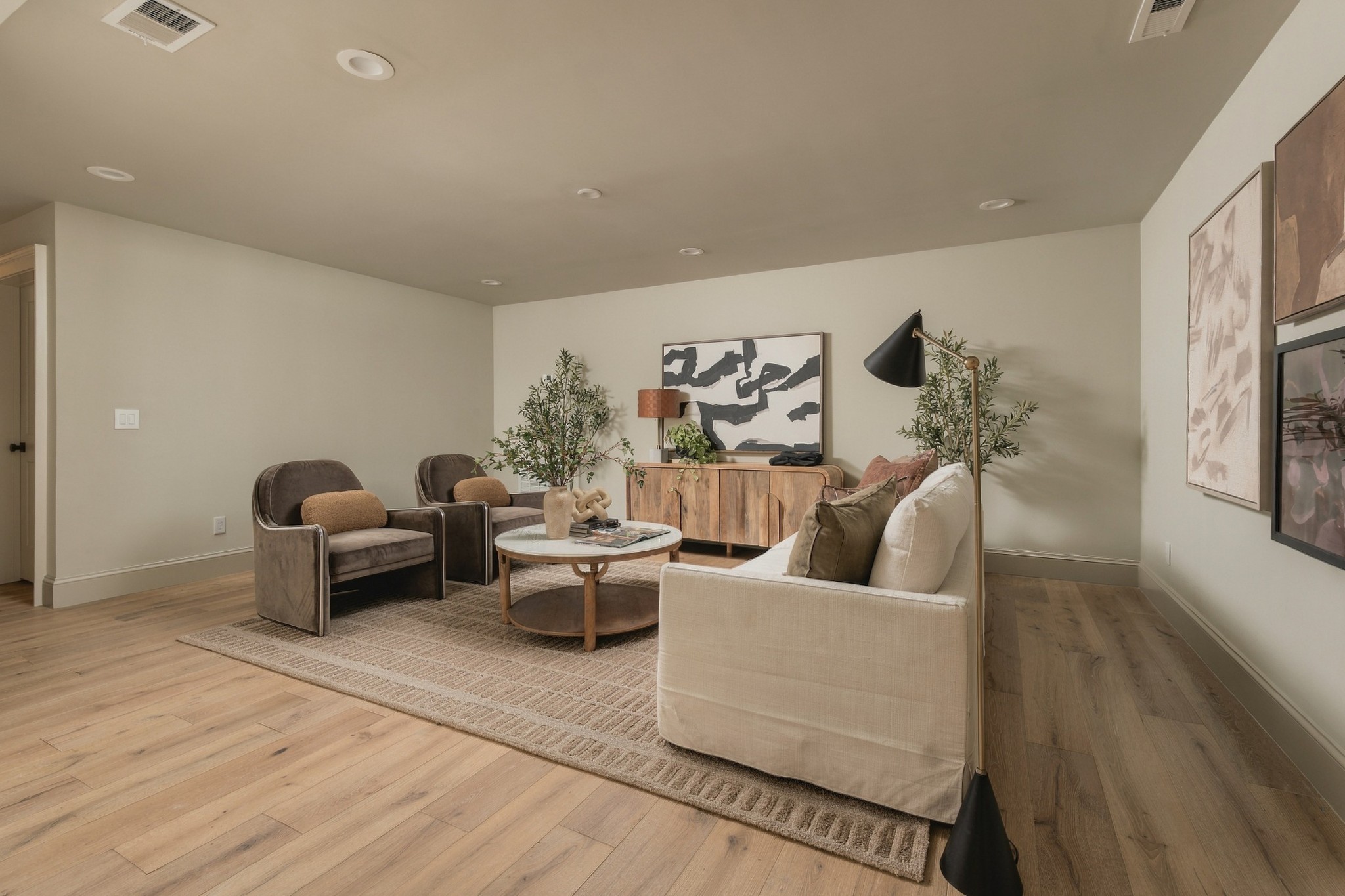 225 Mockingbird Rd