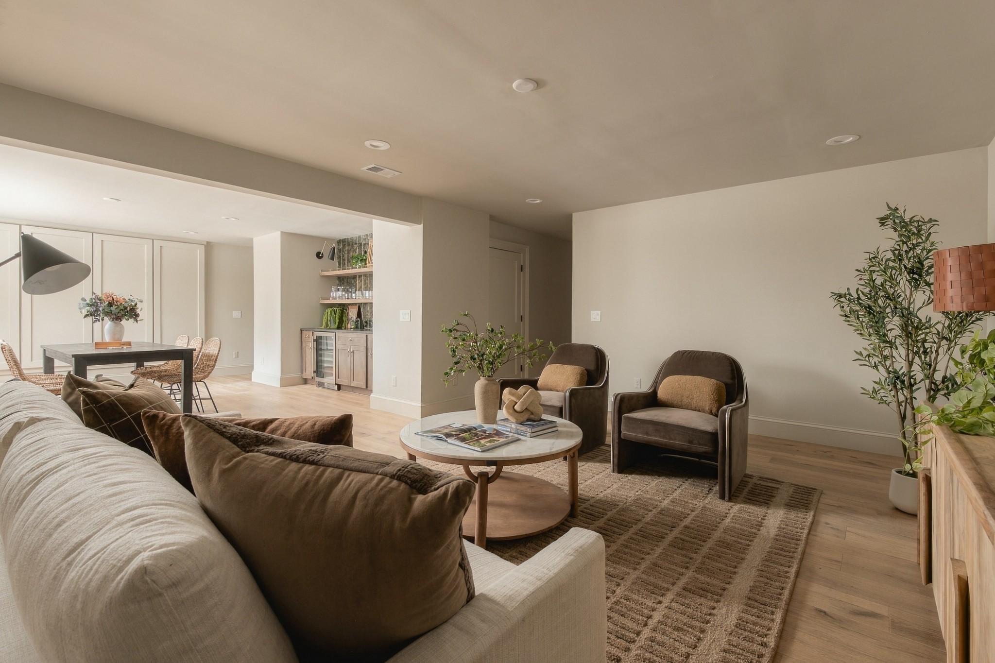 225 Mockingbird Rd