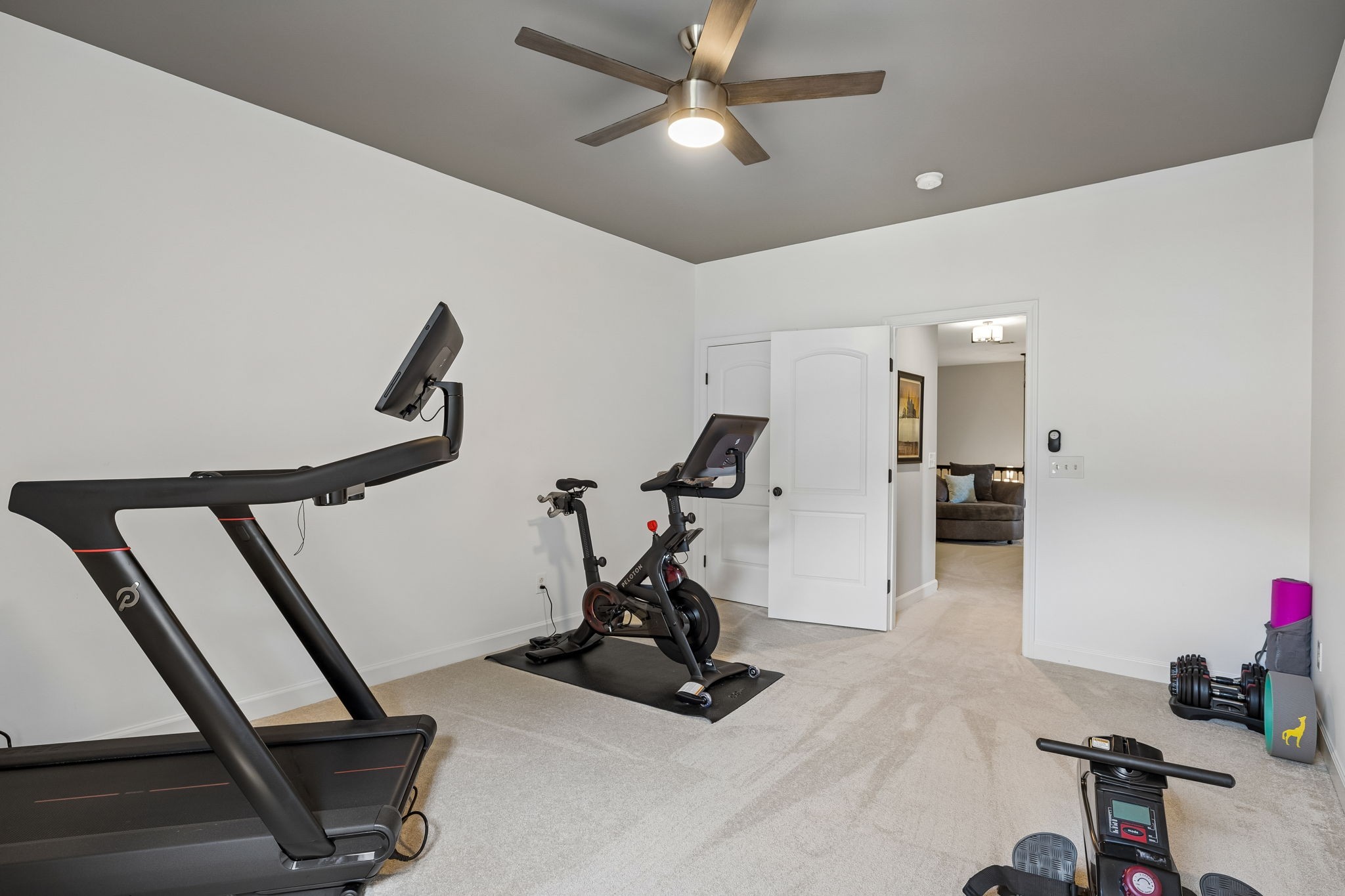 2212 Maricopa Ct