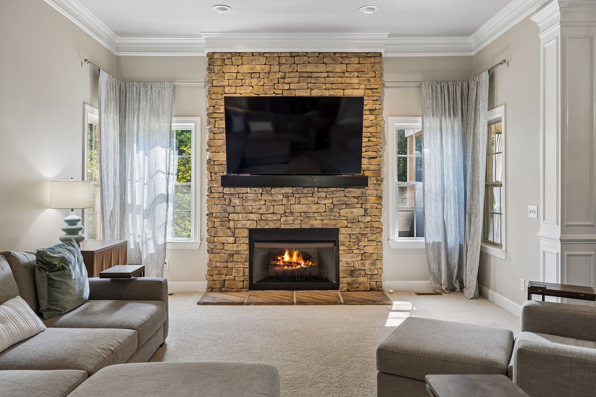 2212 Maricopa Ct