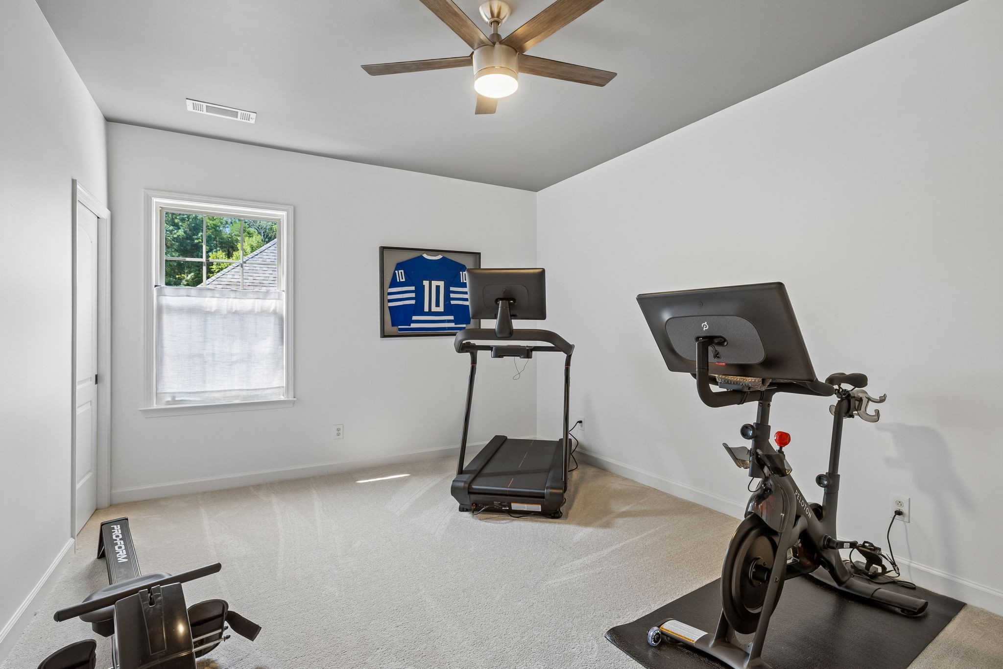 2212 Maricopa Ct