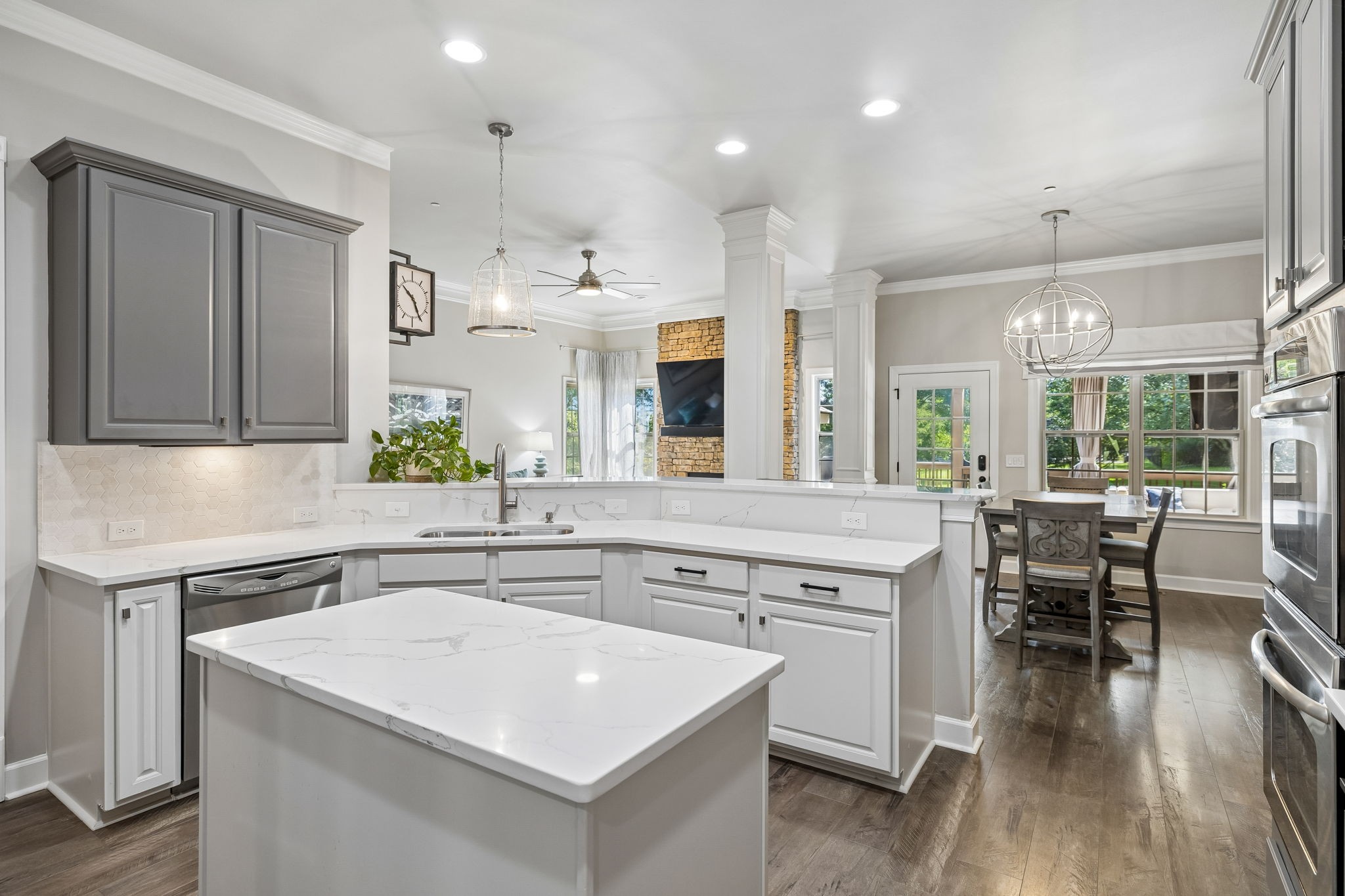 2212 Maricopa Ct
