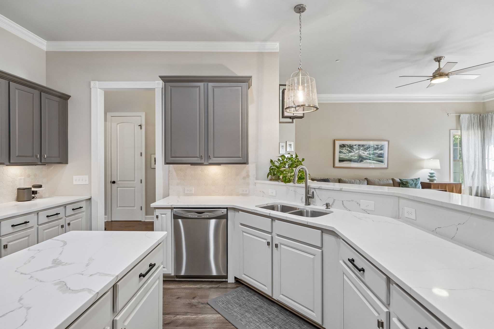 2212 Maricopa Ct