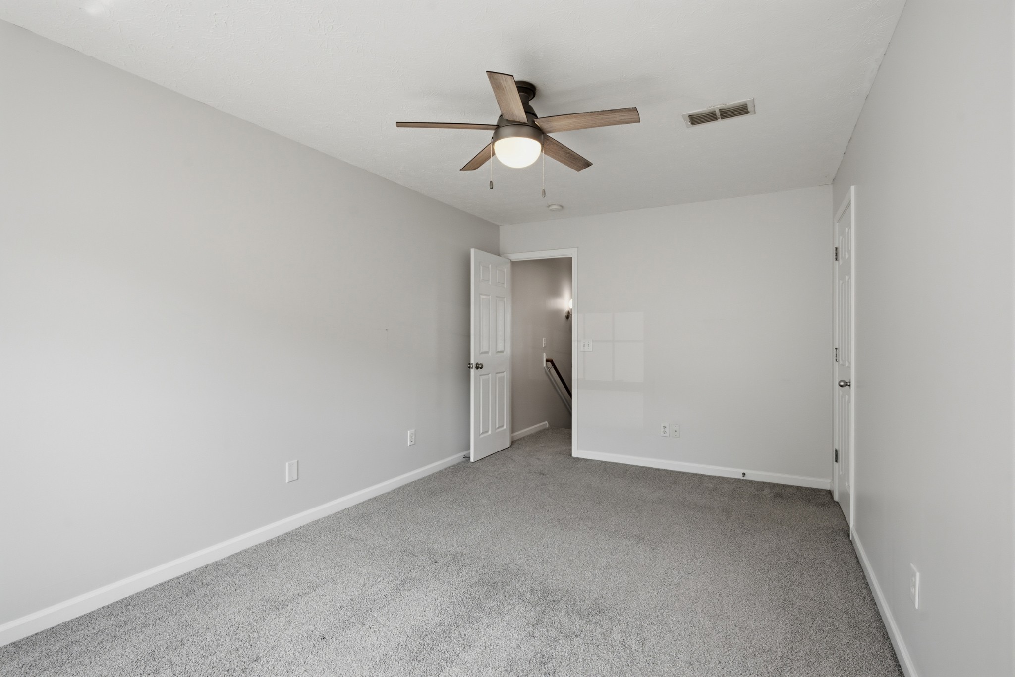 429 Shadow Glen Dr