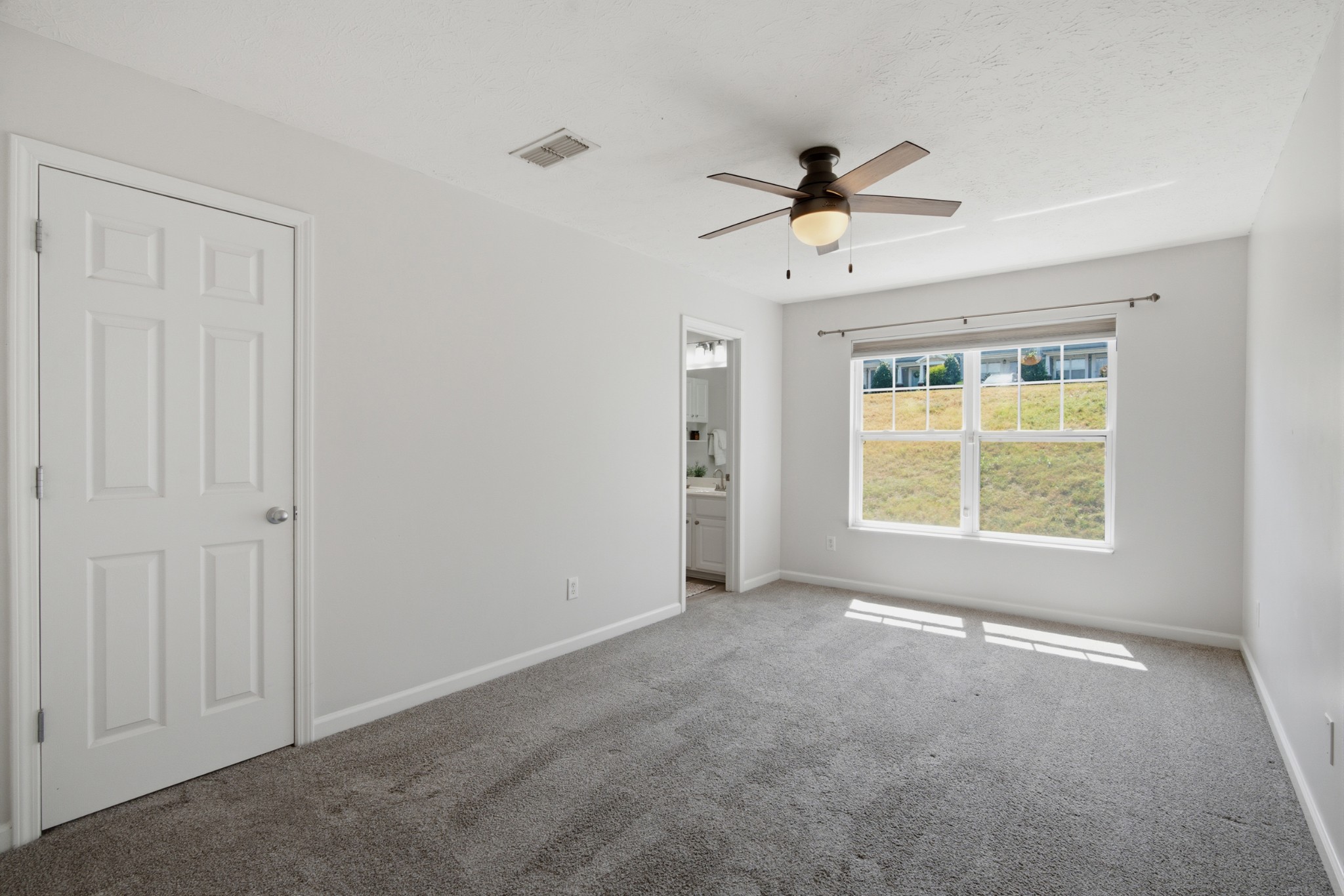 429 Shadow Glen Dr