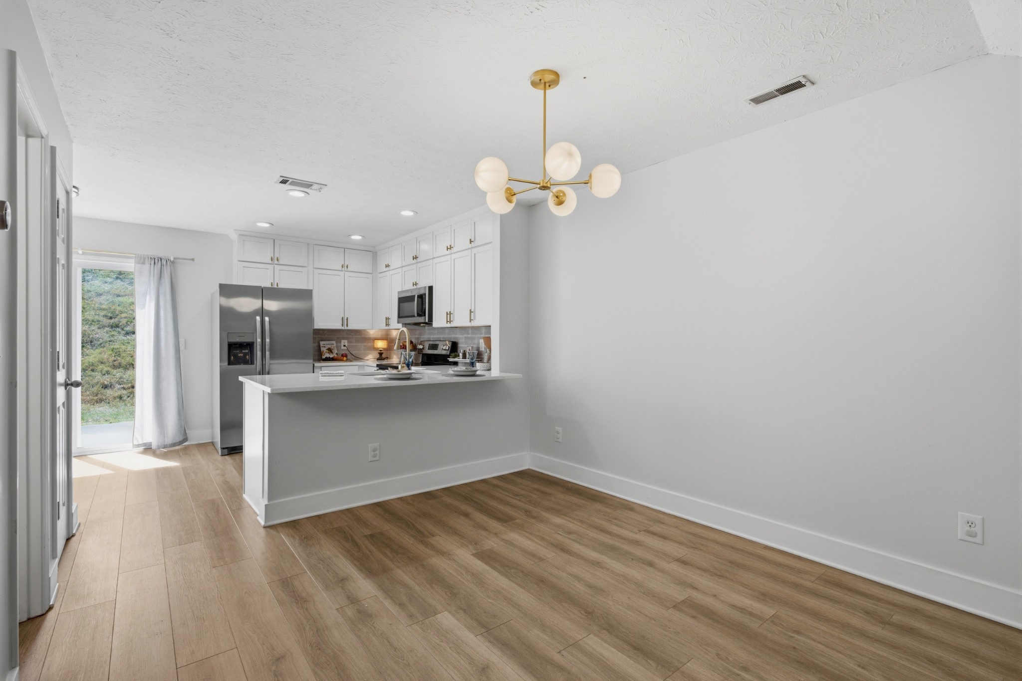 429 Shadow Glen Dr