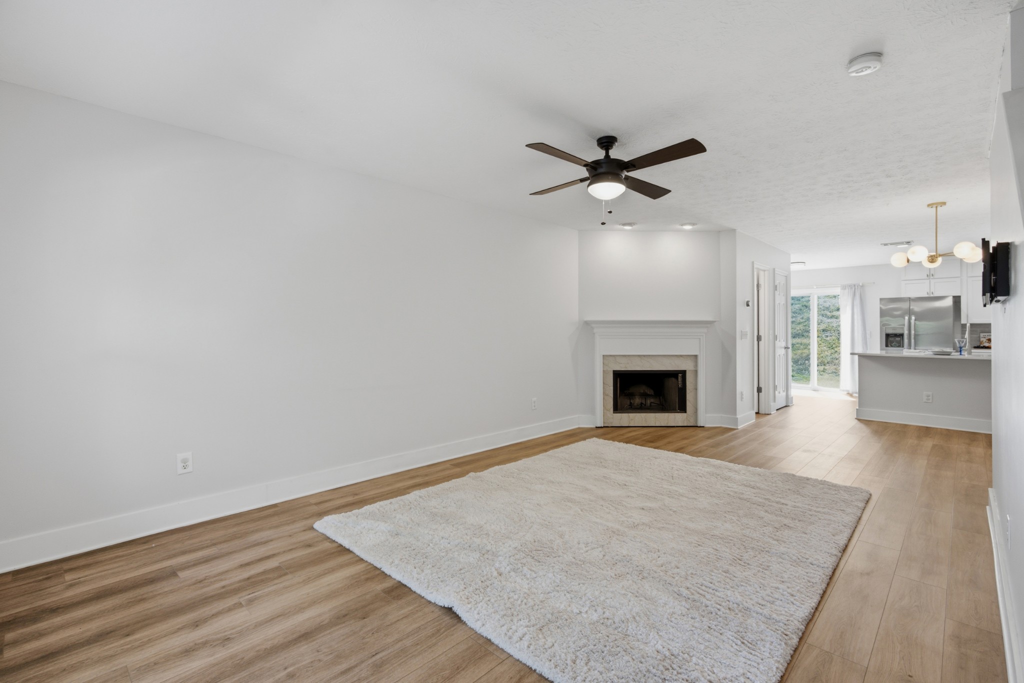 429 Shadow Glen Dr