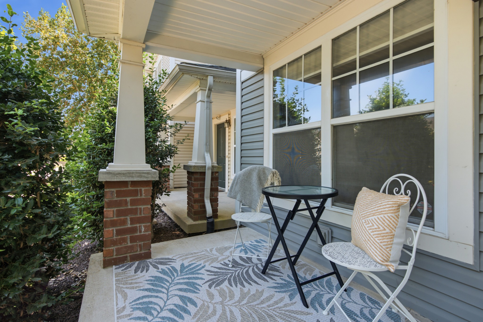 429 Shadow Glen Dr