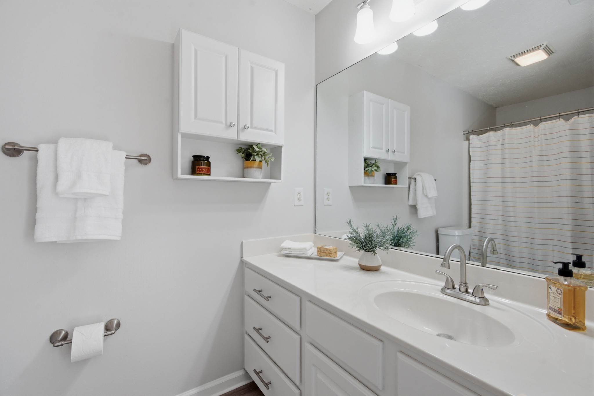 429 Shadow Glen Dr
