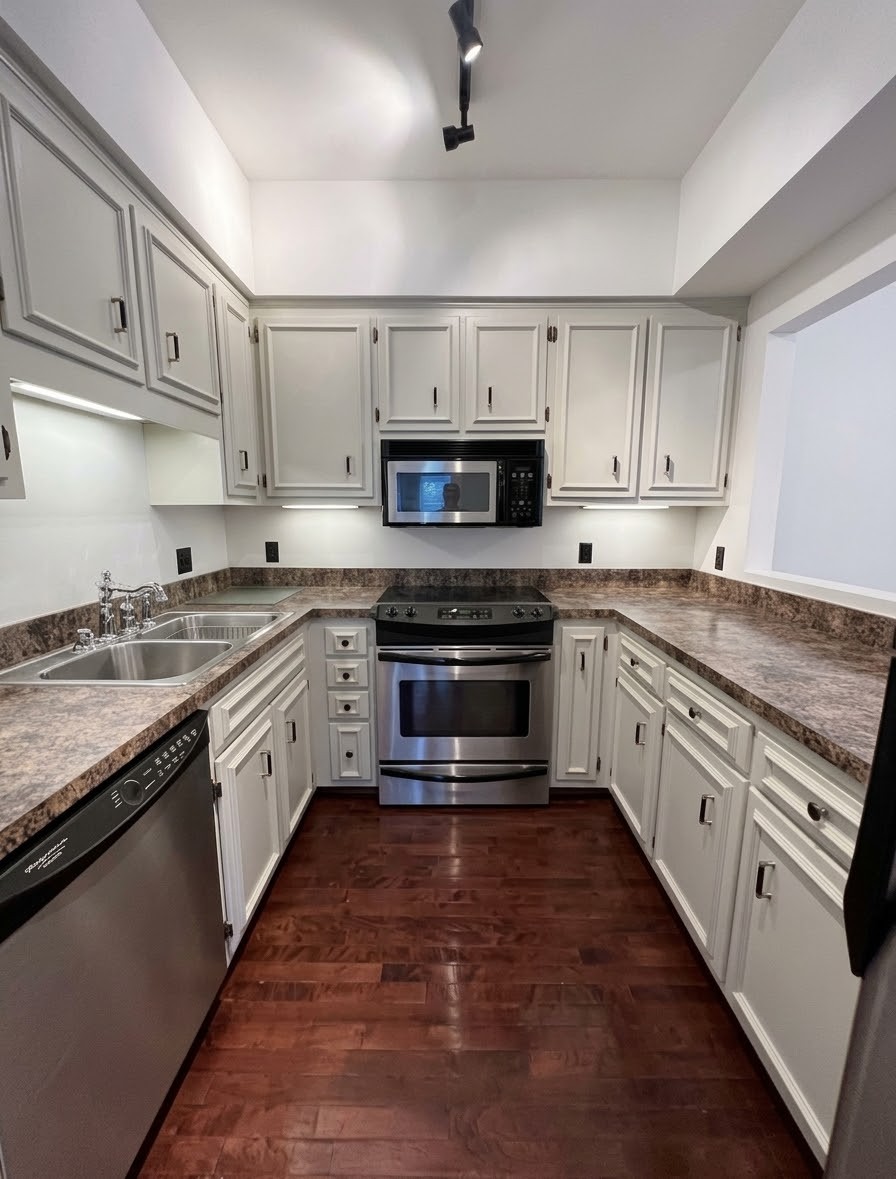 4202 Harding Rd Unit: 103