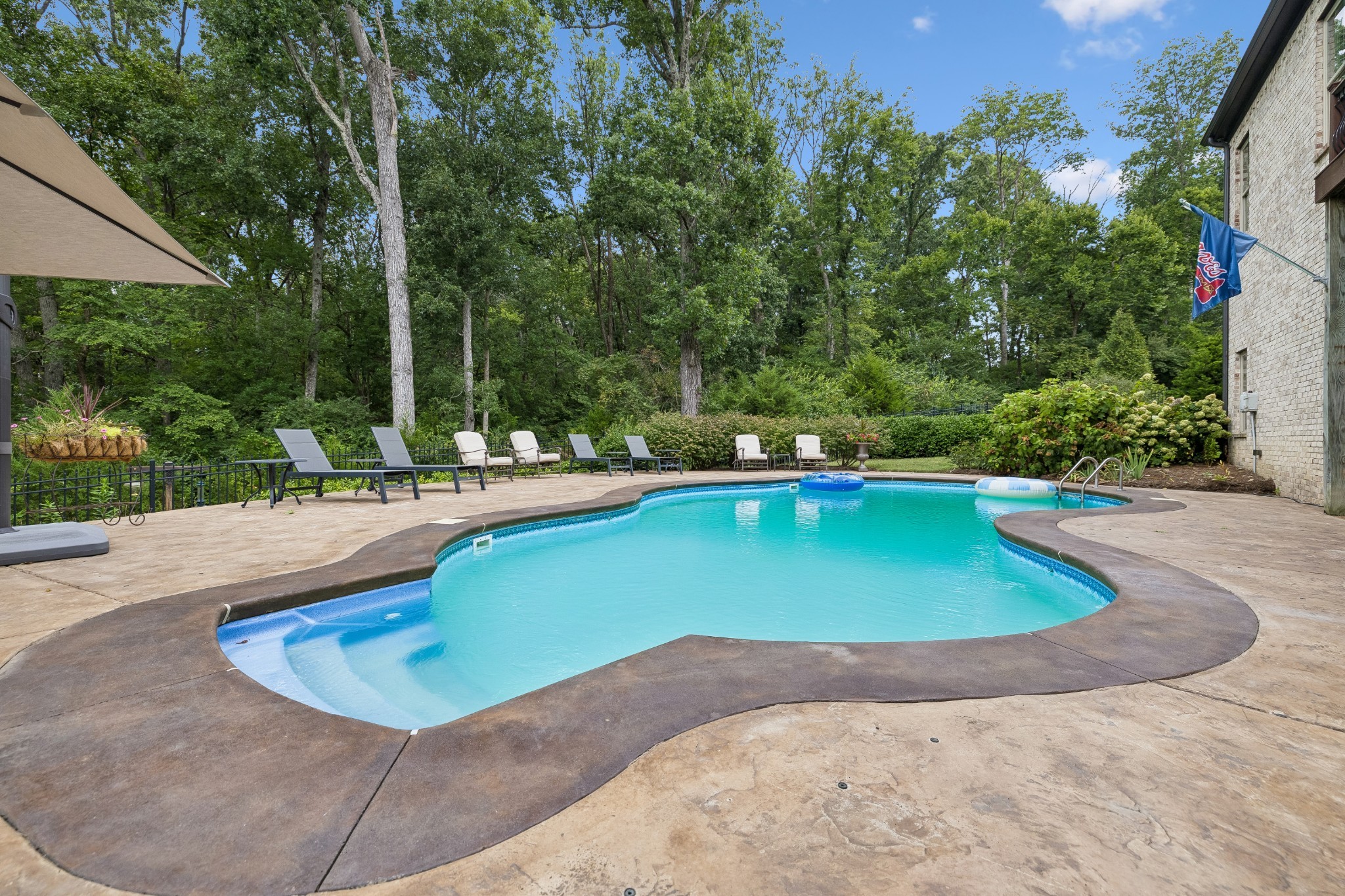 2231 Dunblane Ln