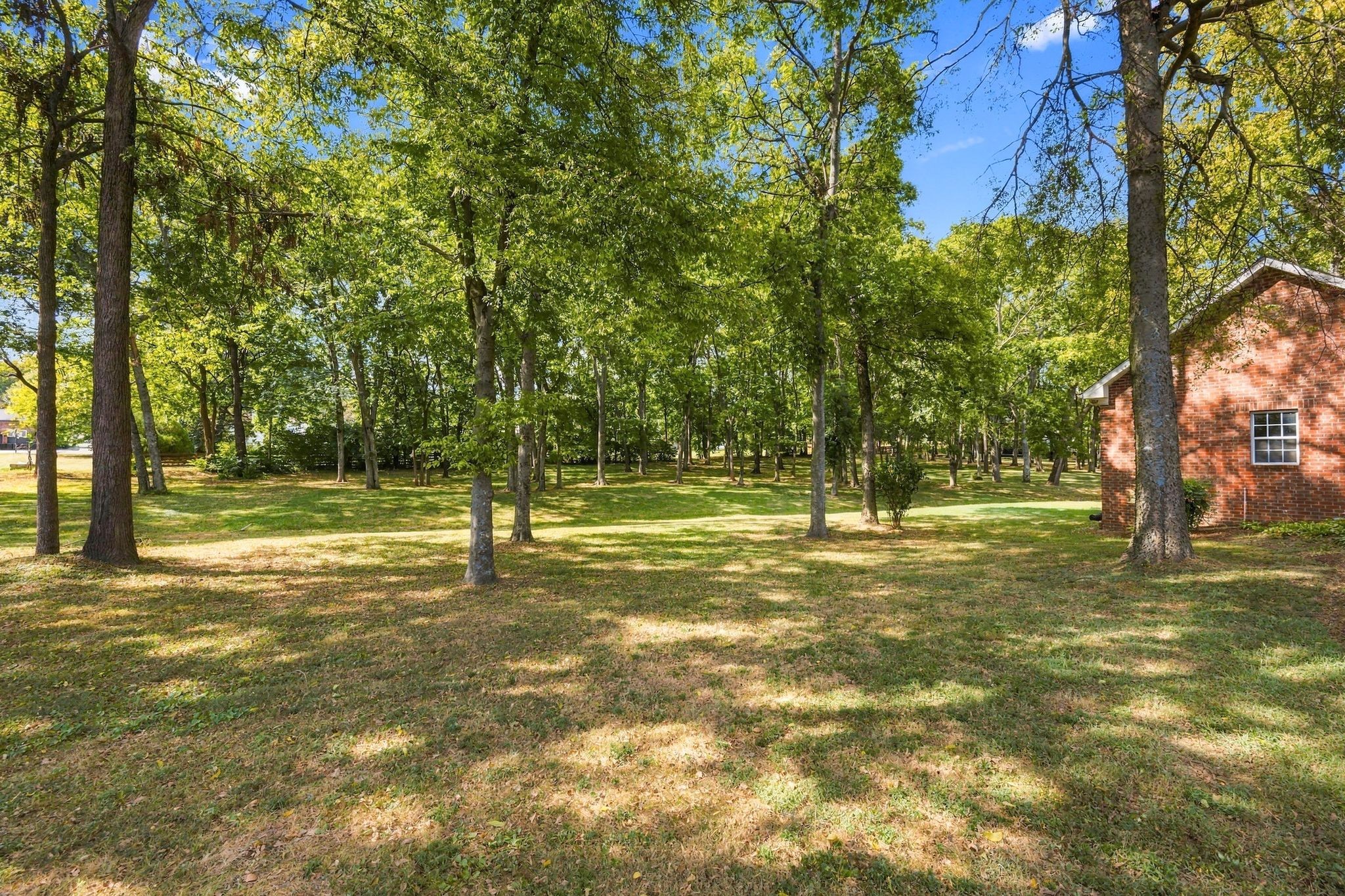 1529 Gordon Petty Dr