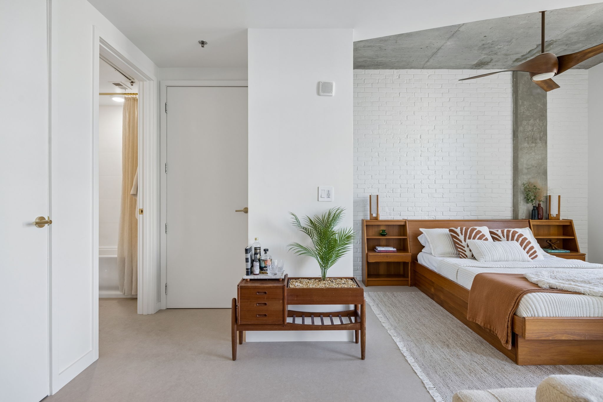 600 12th Ave S Unit: 710