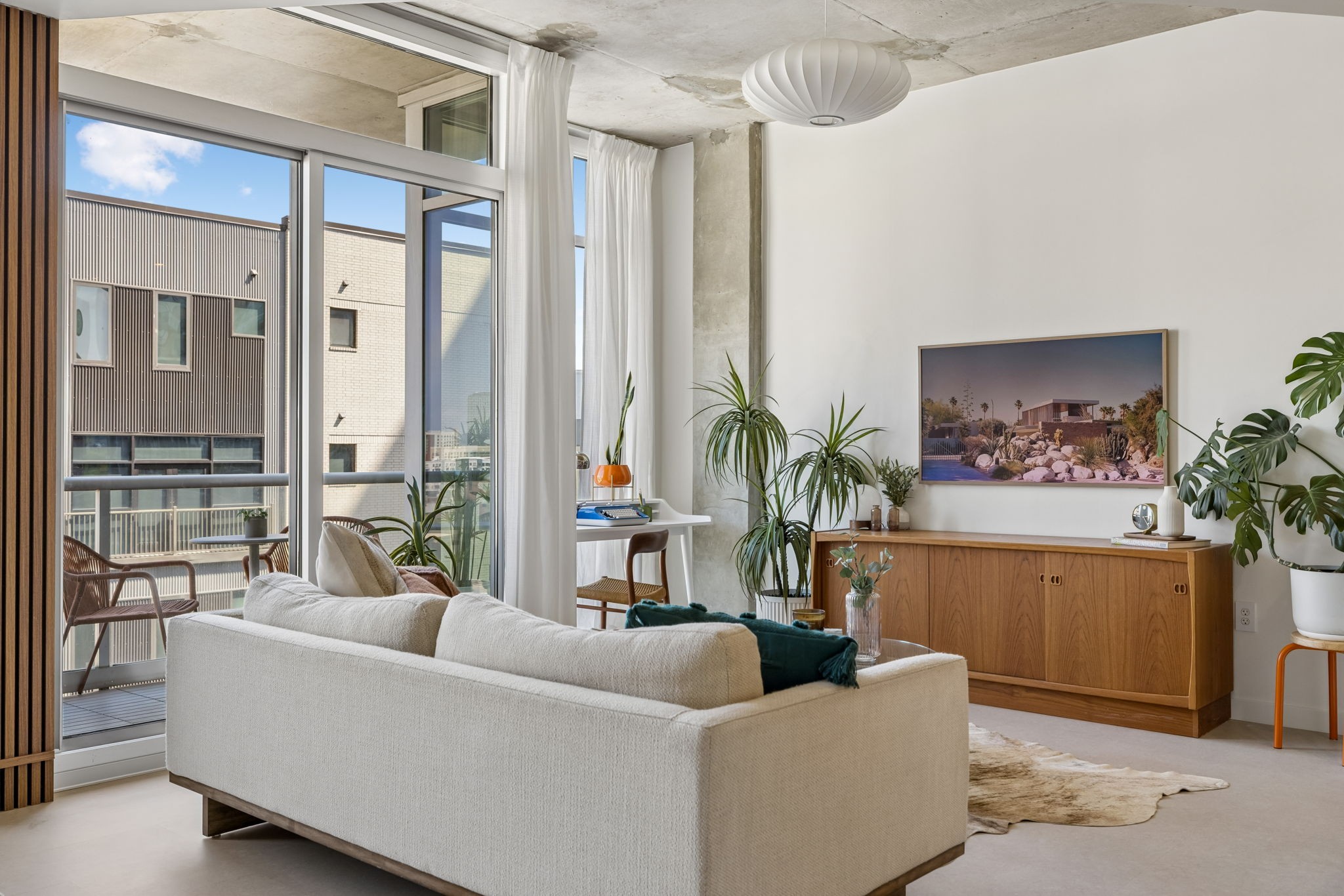 600 12th Ave S Unit: 710