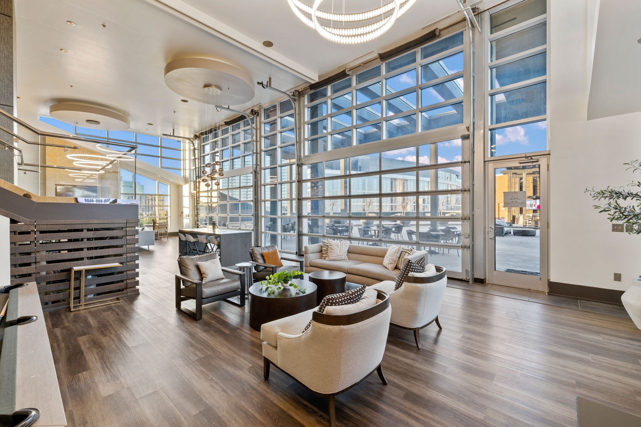 600 12th Ave S Unit: 710