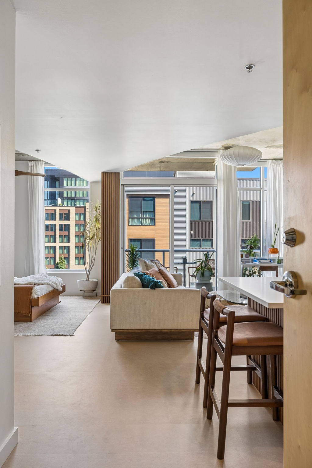 600 12th Ave S Unit: 710