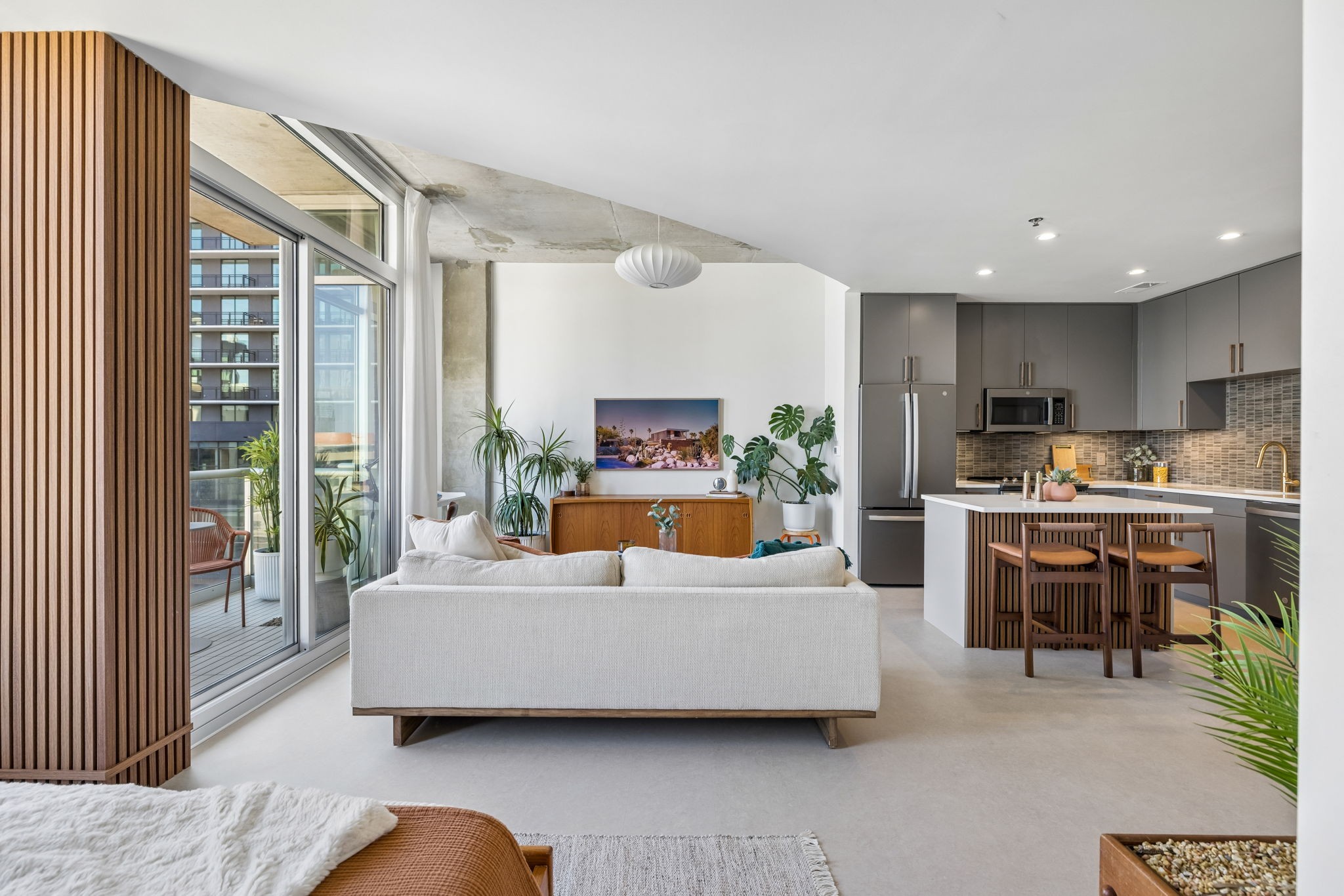 600 12th Ave S Unit: 710