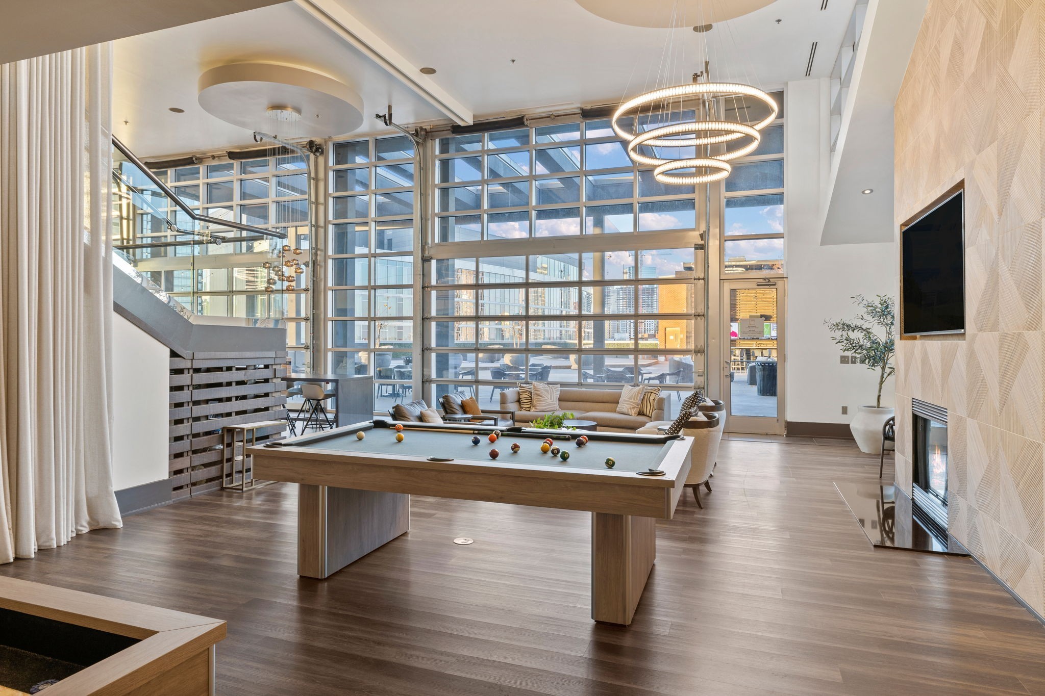 600 12th Ave S Unit: 710