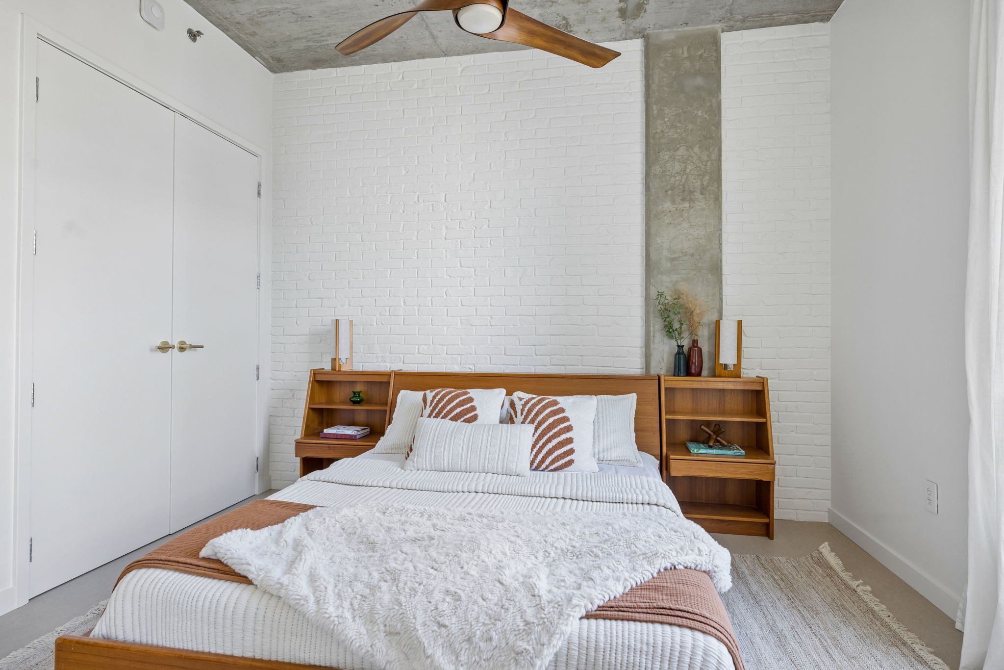 600 12th Ave S Unit: 710