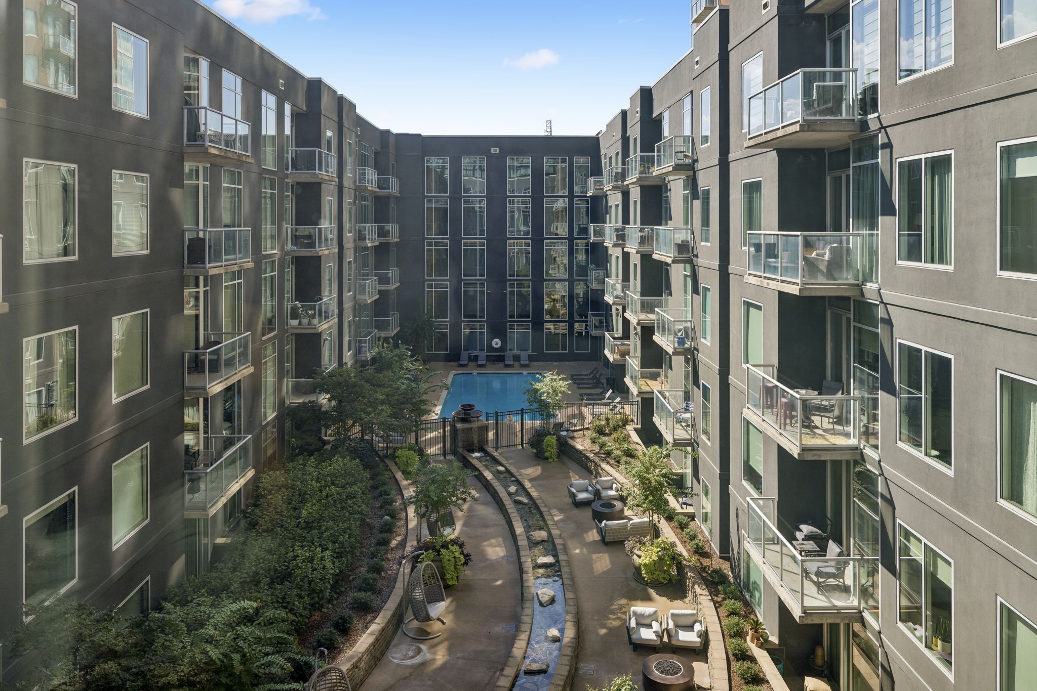 600 12th Ave S Unit: 710