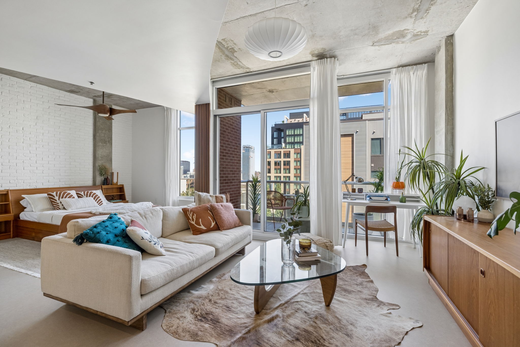 600 12th Ave S Unit: 710