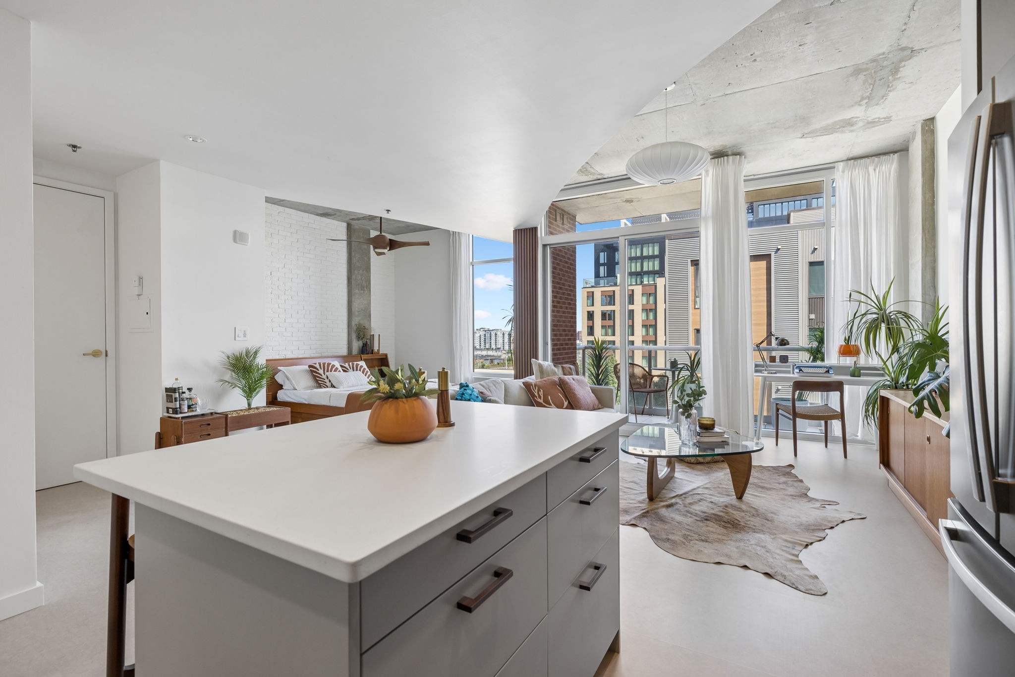 600 12th Ave S Unit: 710