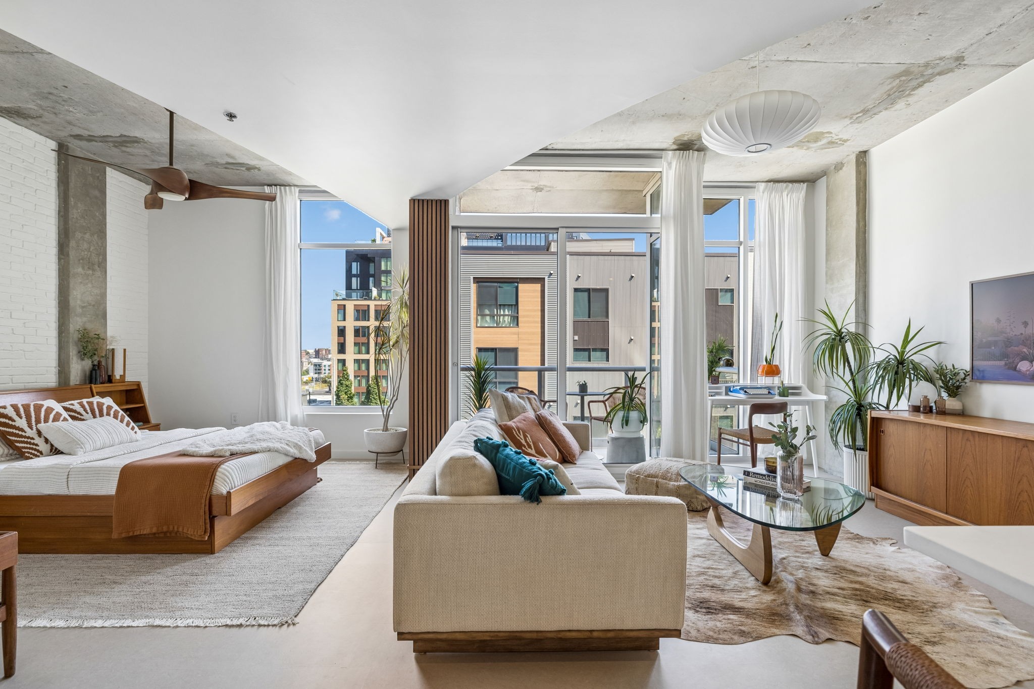 600 12th Ave S Unit: 710