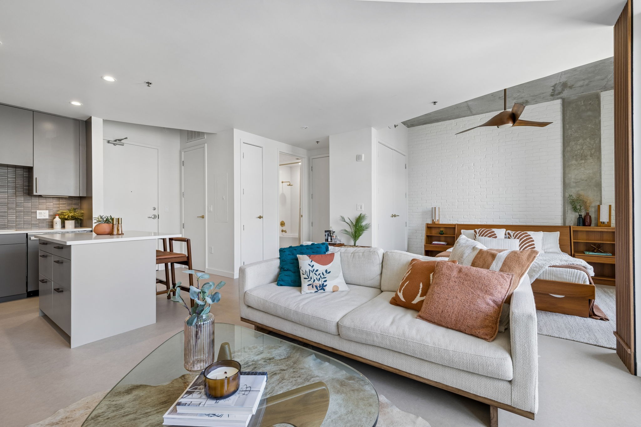 600 12th Ave S Unit: 710