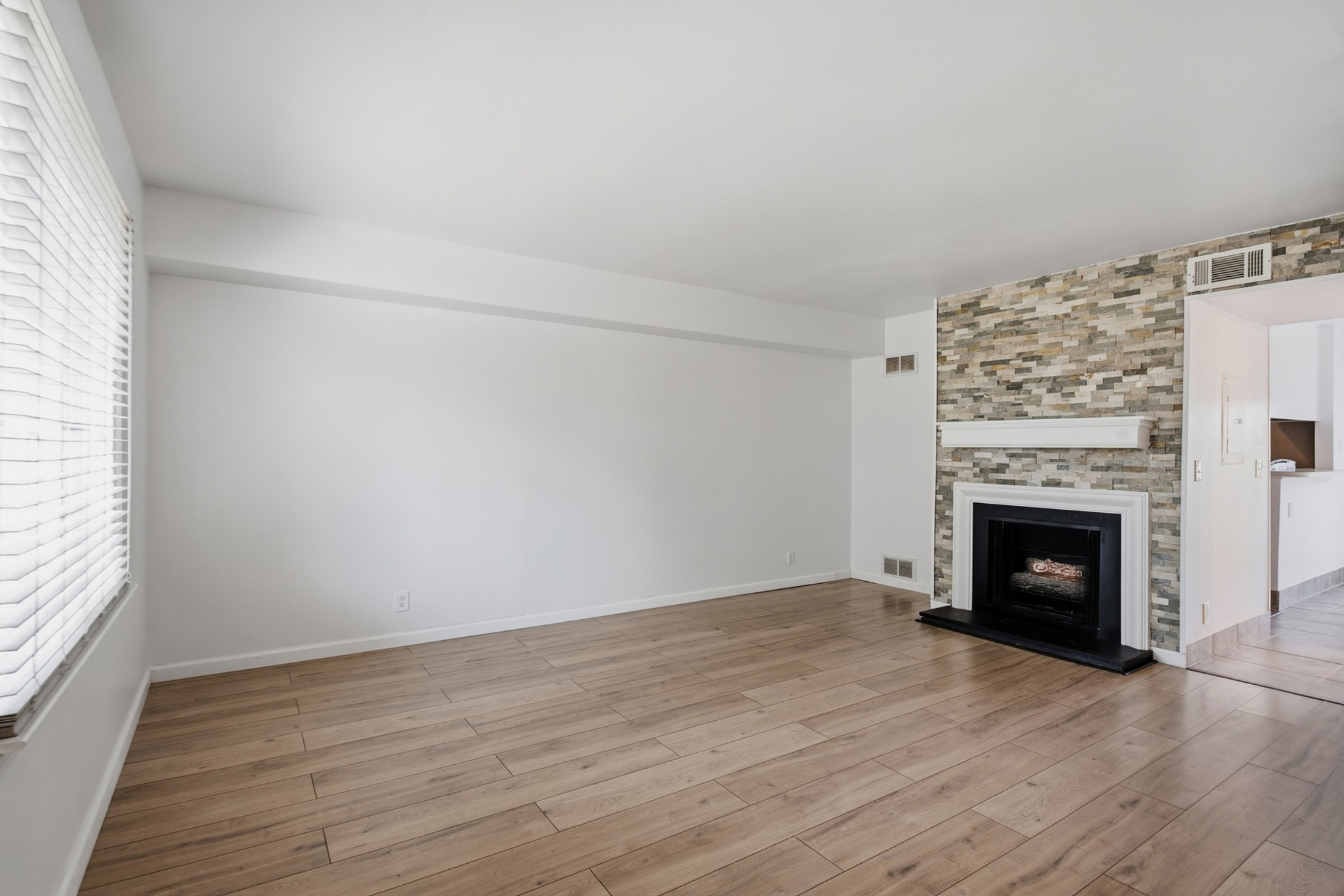 8207 Sawyer Brown Rd Unit: M4