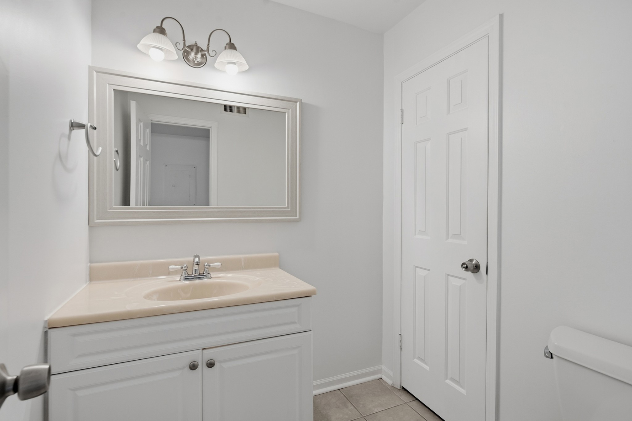 8207 Sawyer Brown Rd Unit: M4
