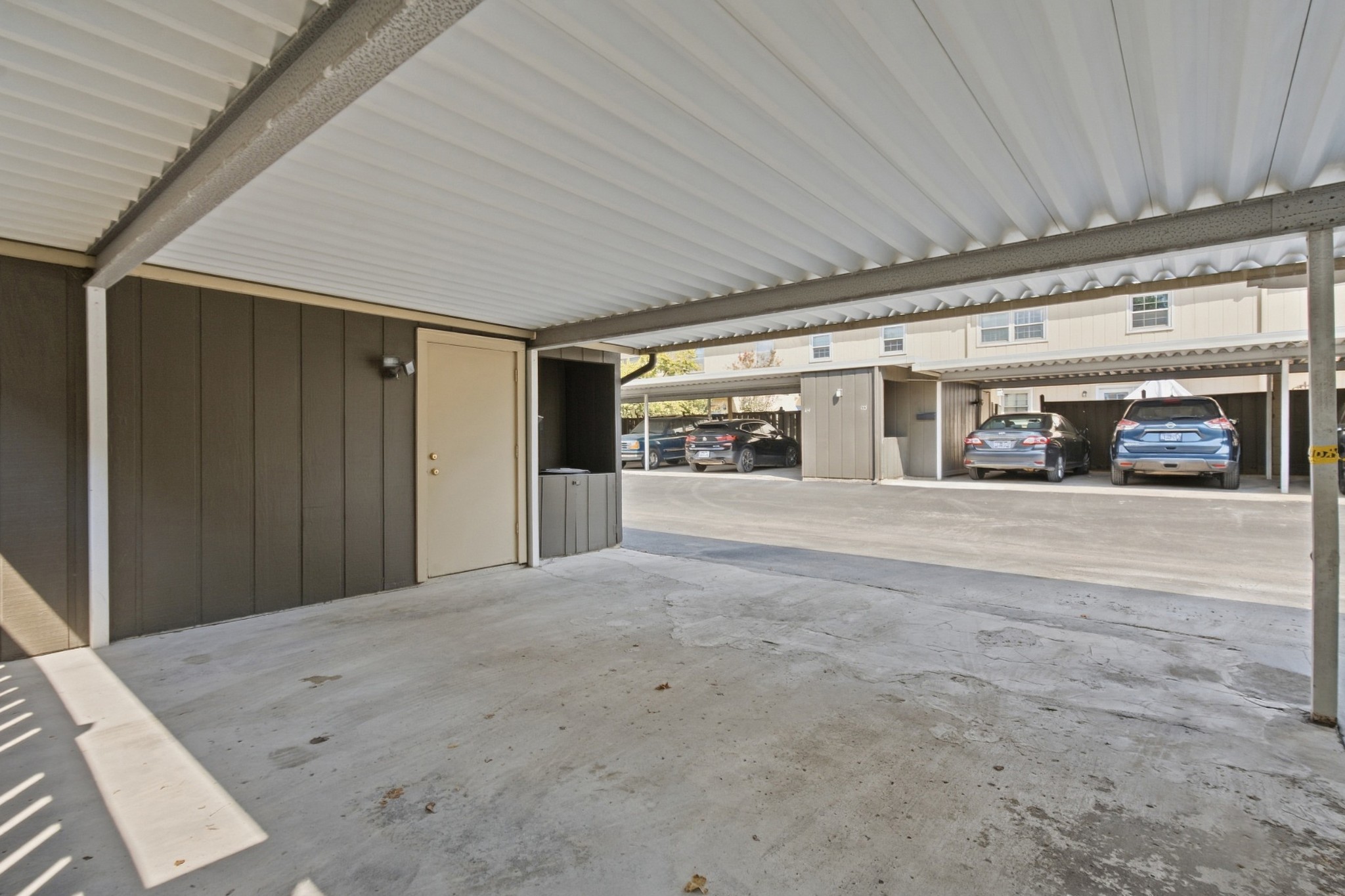 8207 Sawyer Brown Rd Unit: M4