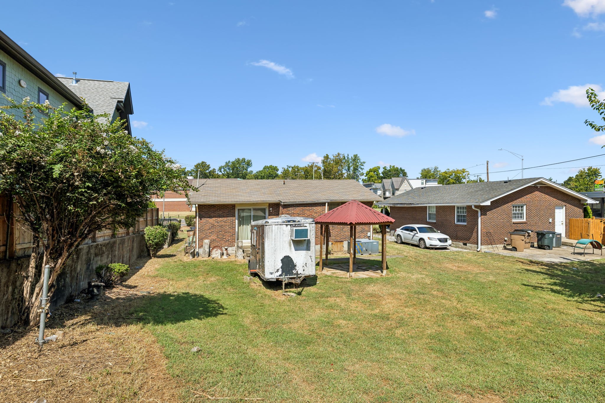 817 Acklen Ave