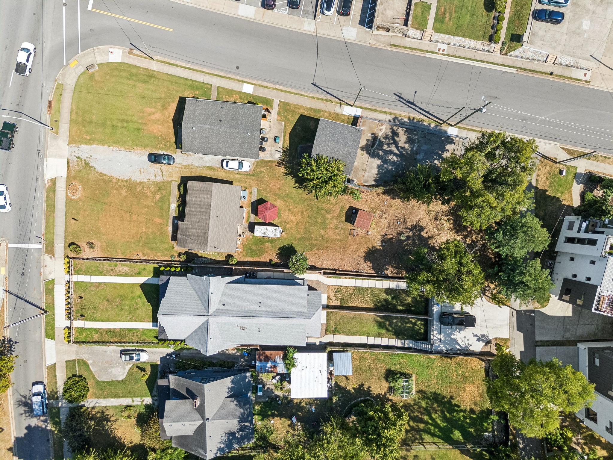 817 Acklen Ave