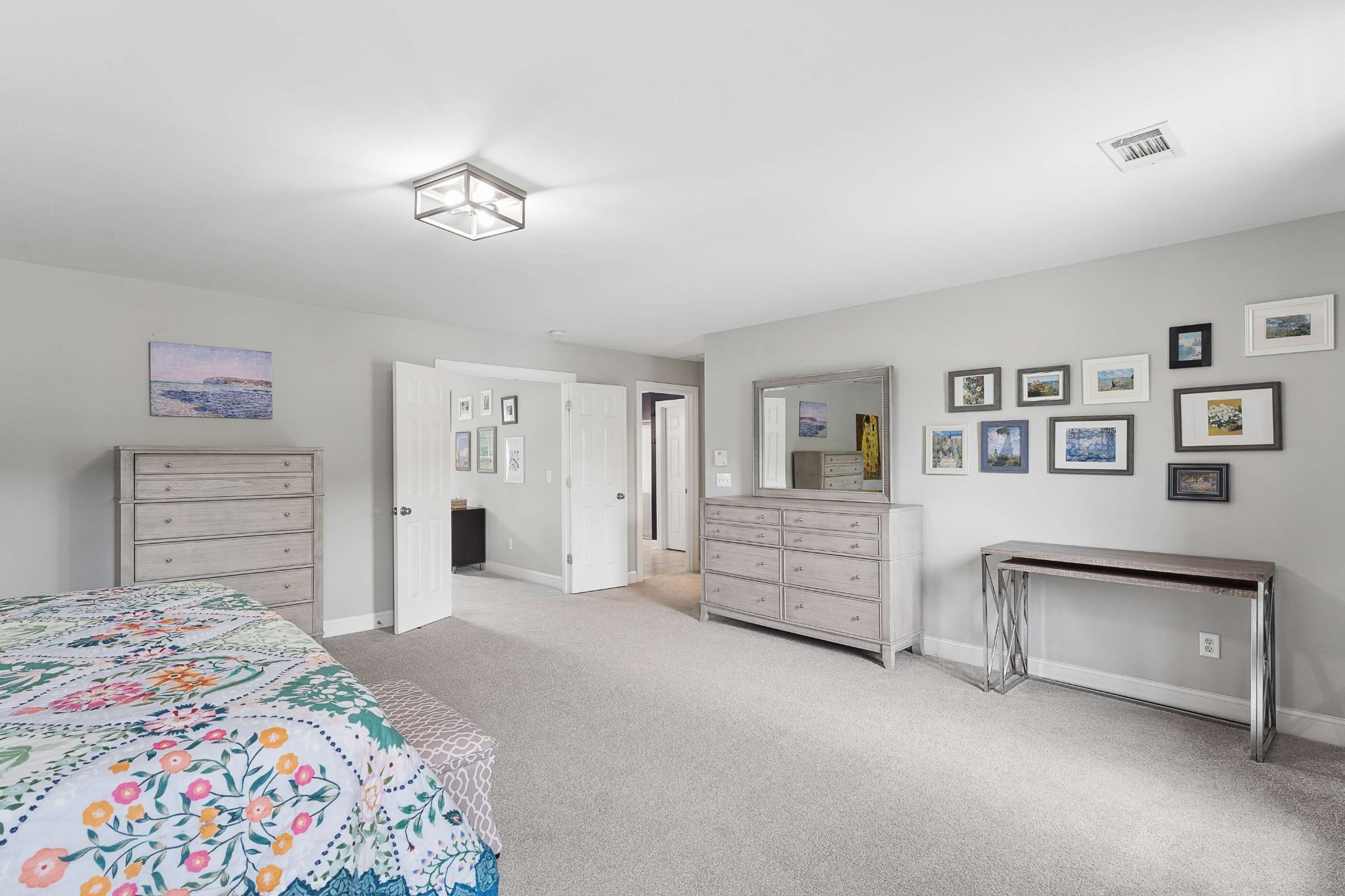 1206 Broadmoor Cir