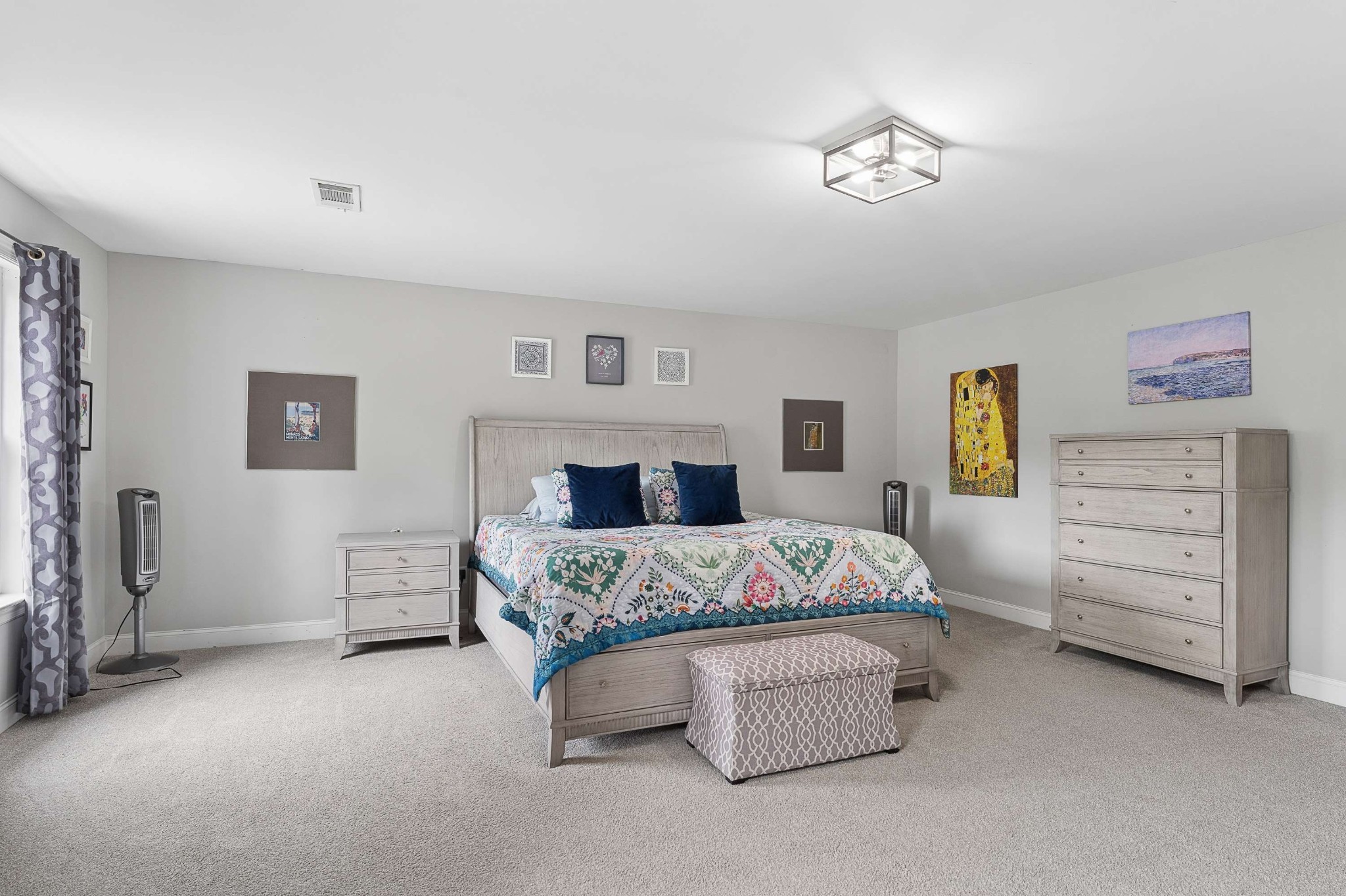 1206 Broadmoor Cir