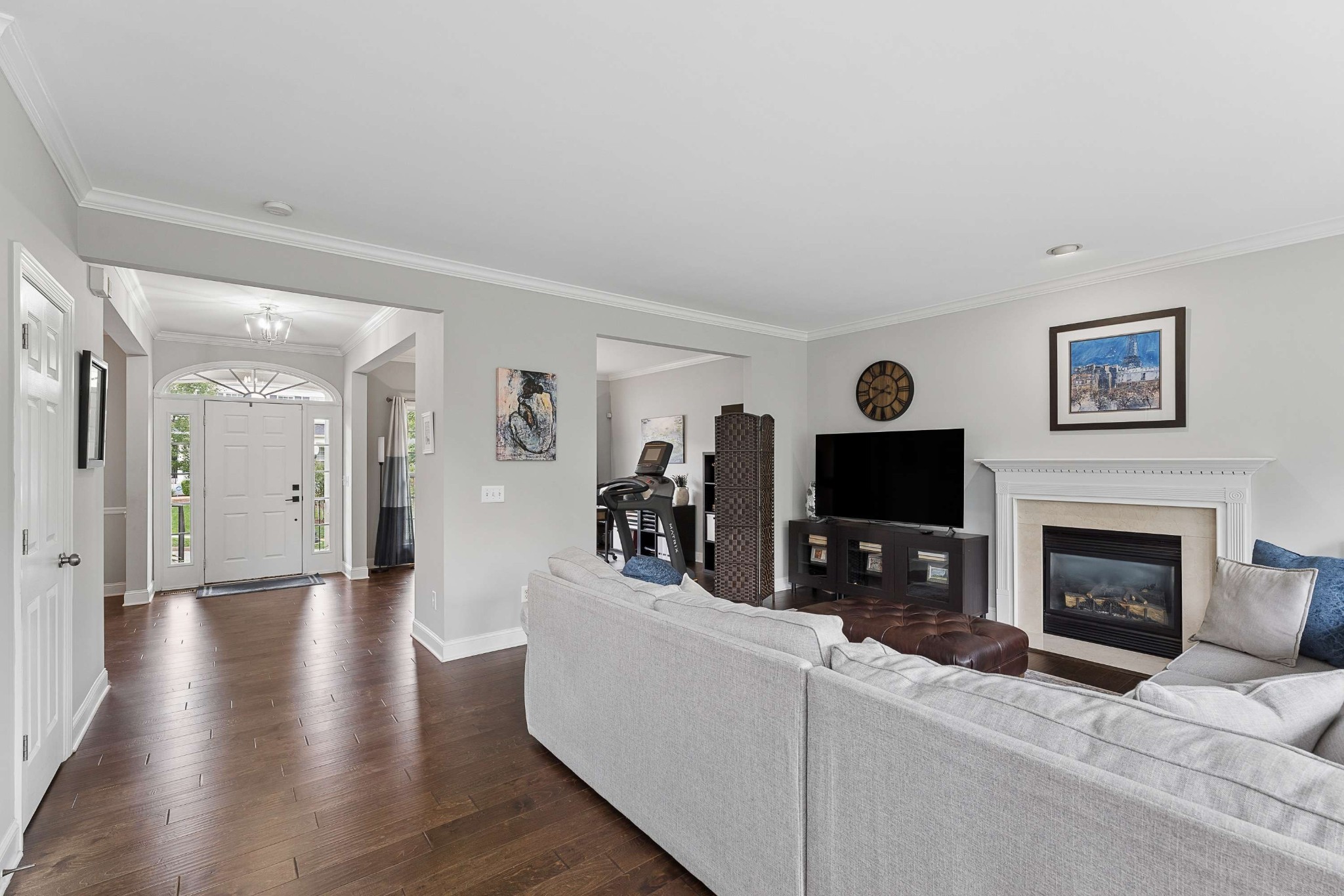 1206 Broadmoor Cir