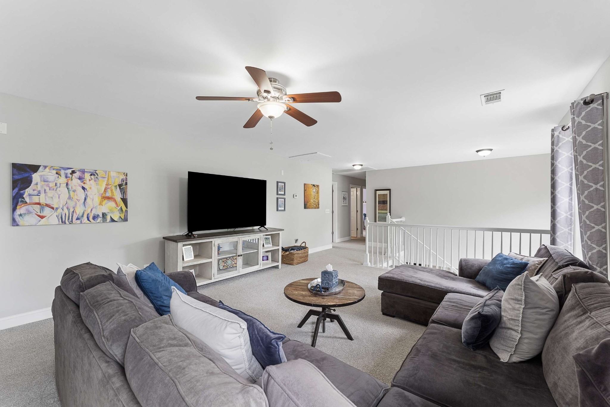 1206 Broadmoor Cir
