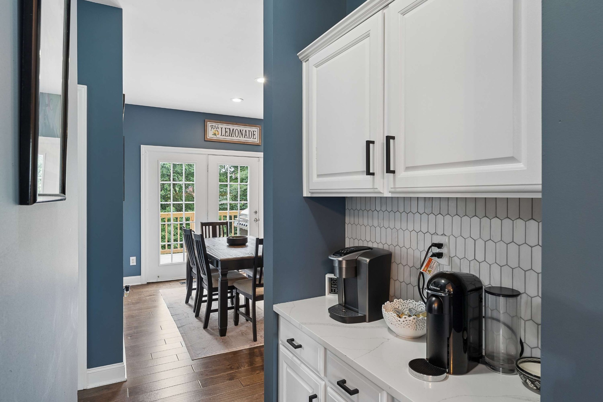 1206 Broadmoor Cir
