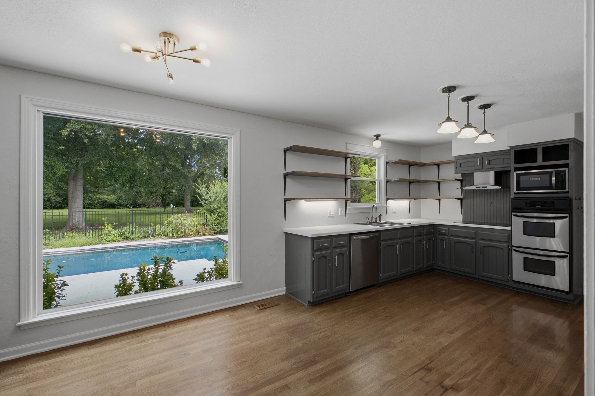 1303 General McArthur Dr