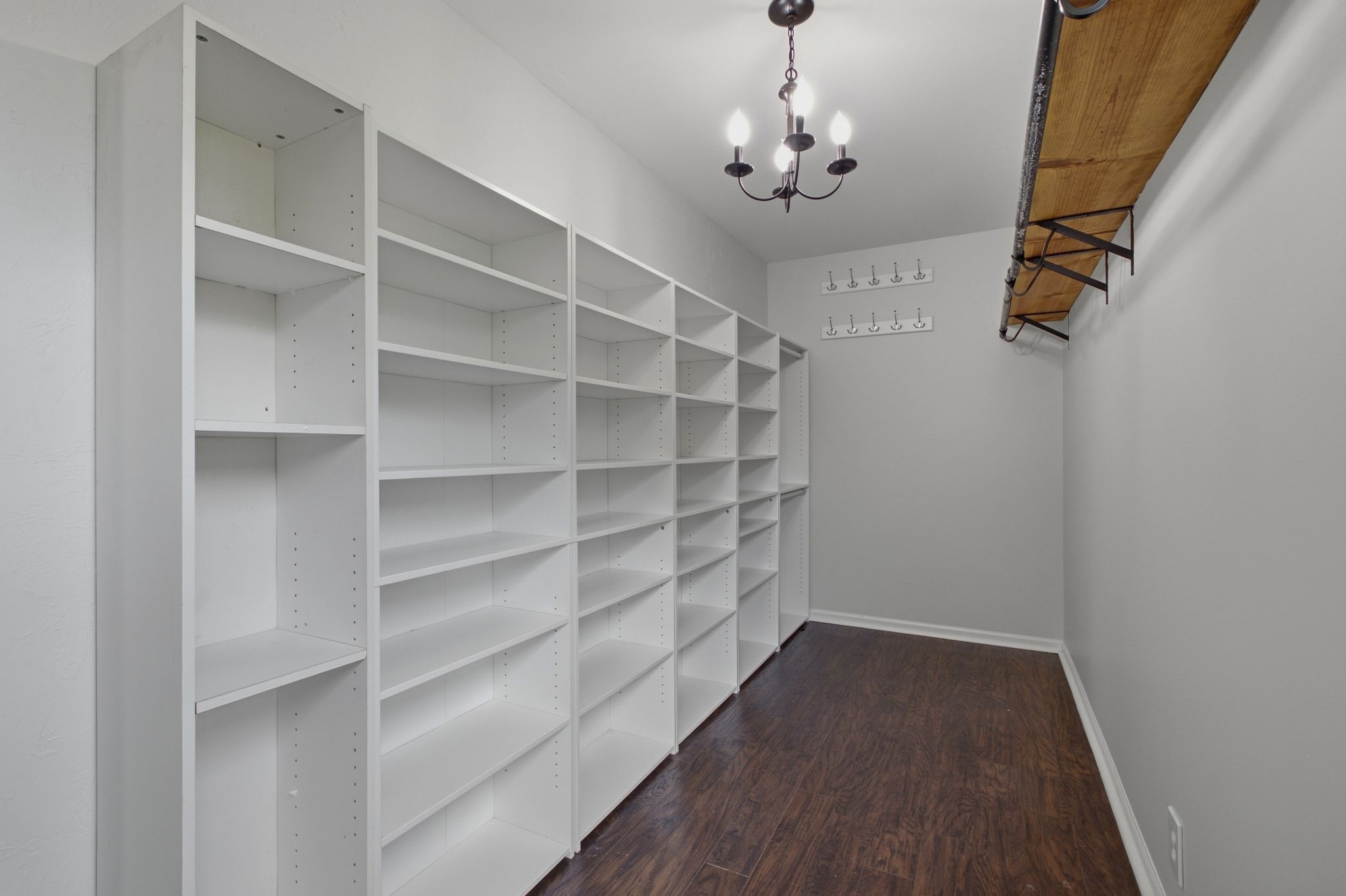 1303 General McArthur Dr