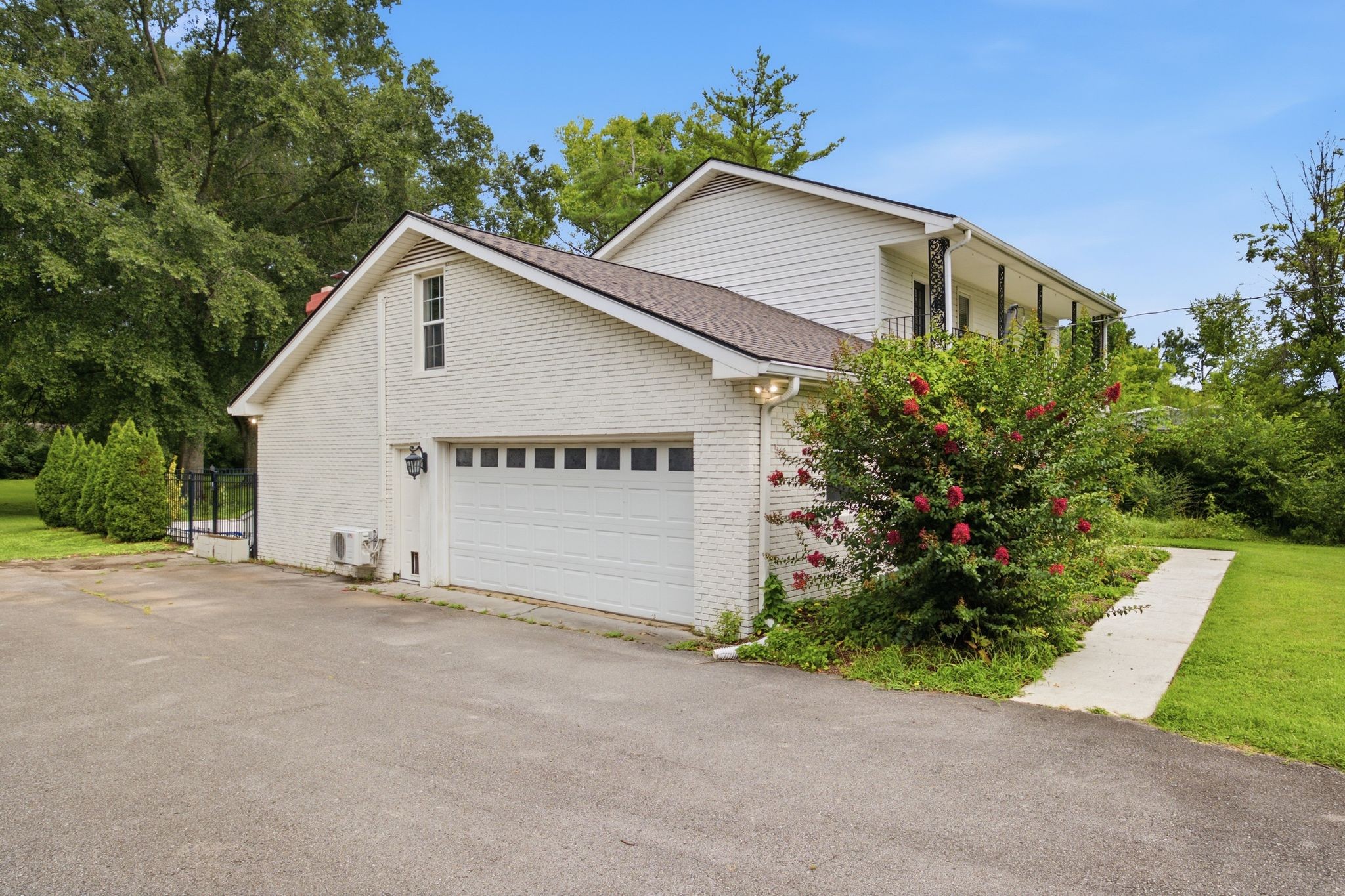 1303 General McArthur Dr