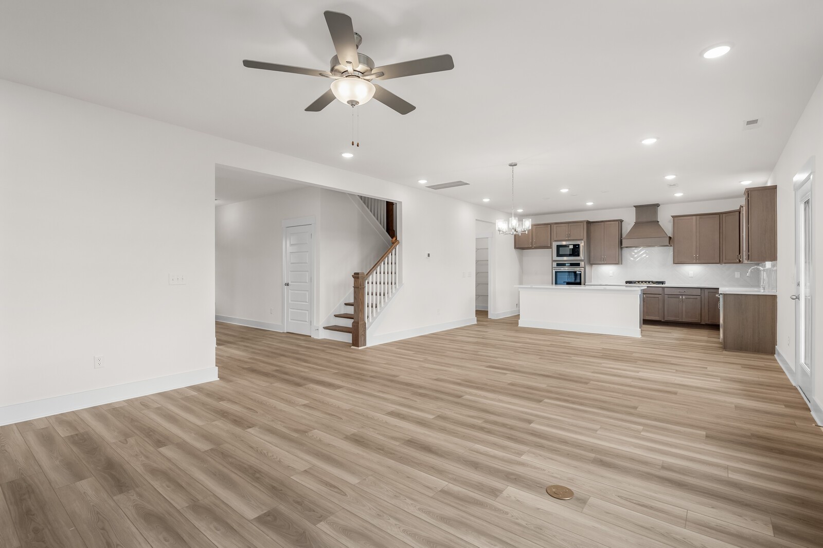 285 Johnnys Place