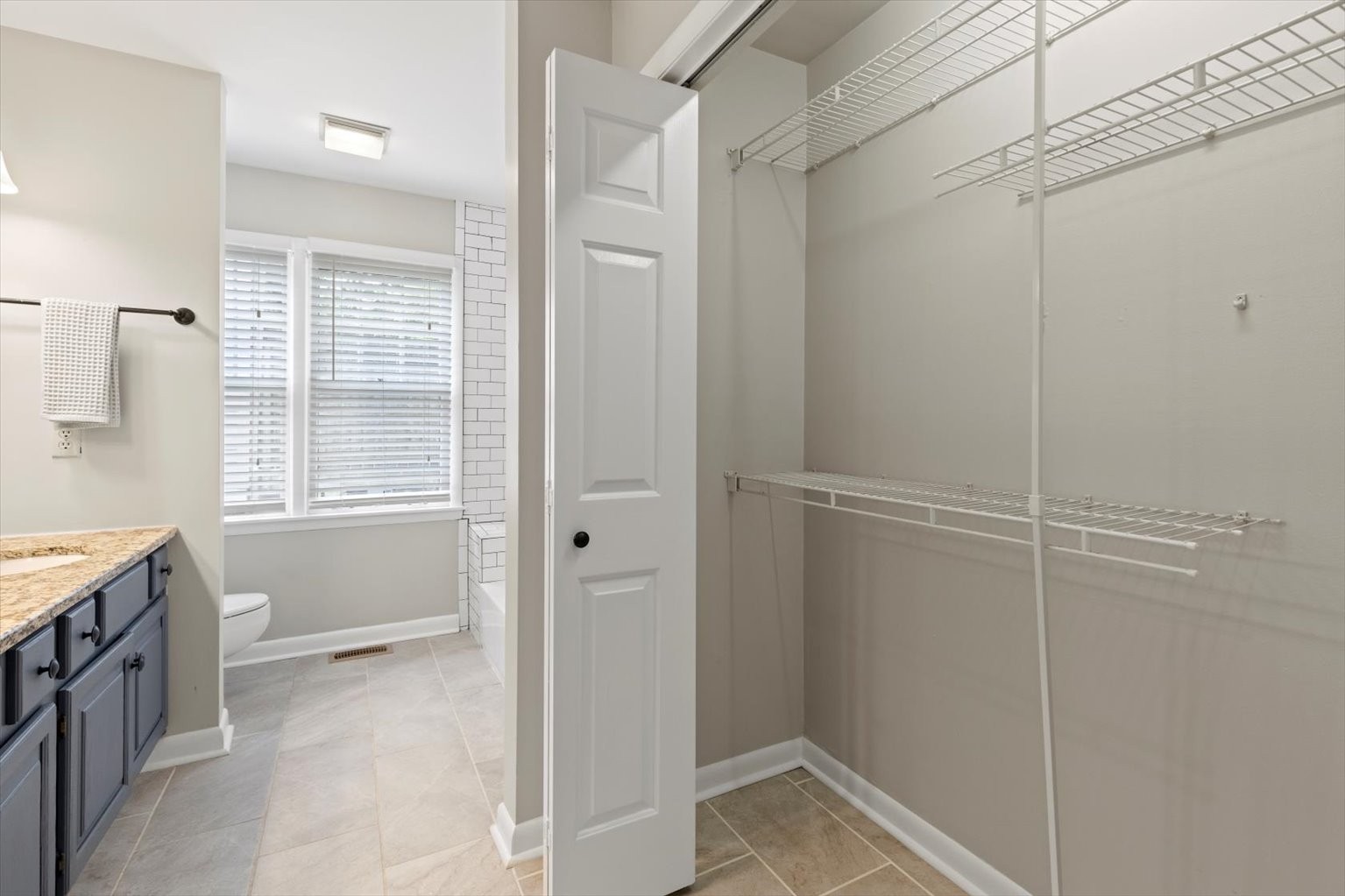 104 Bonnie Briar Ln