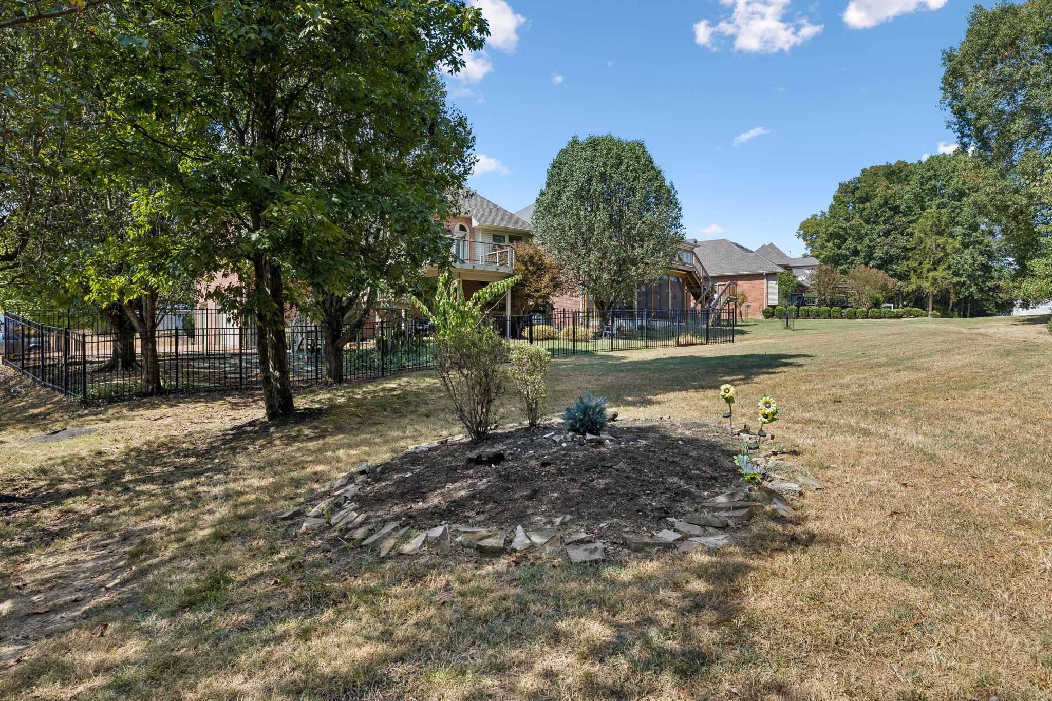 5553 Peninsula Park Lndg