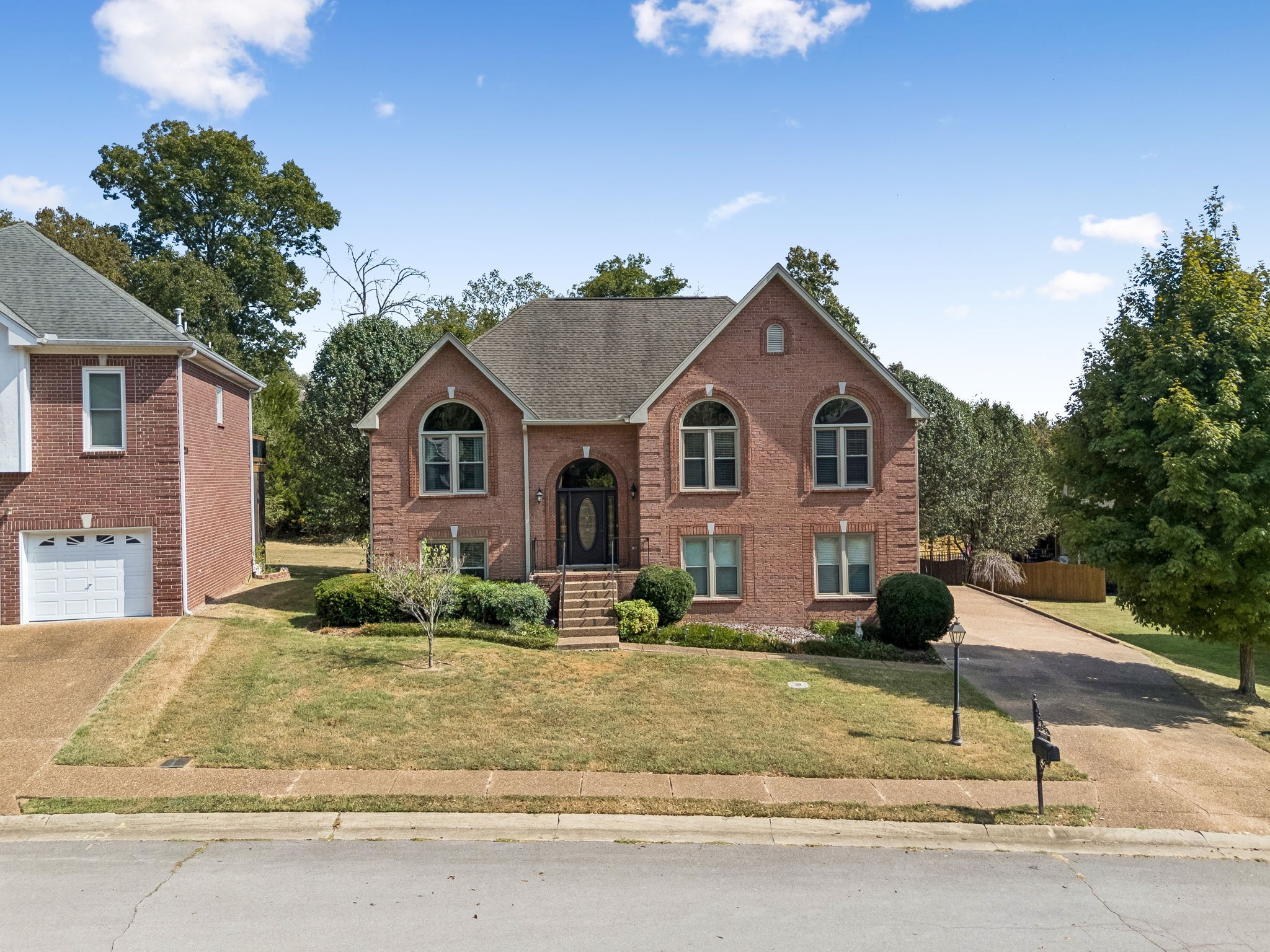5553 Peninsula Park Lndg