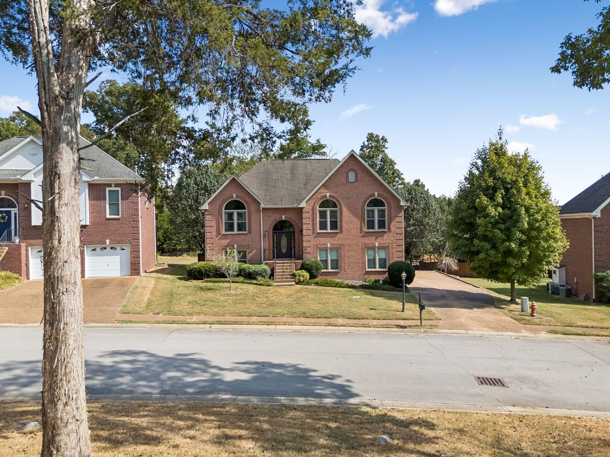 5553 Peninsula Park Lndg