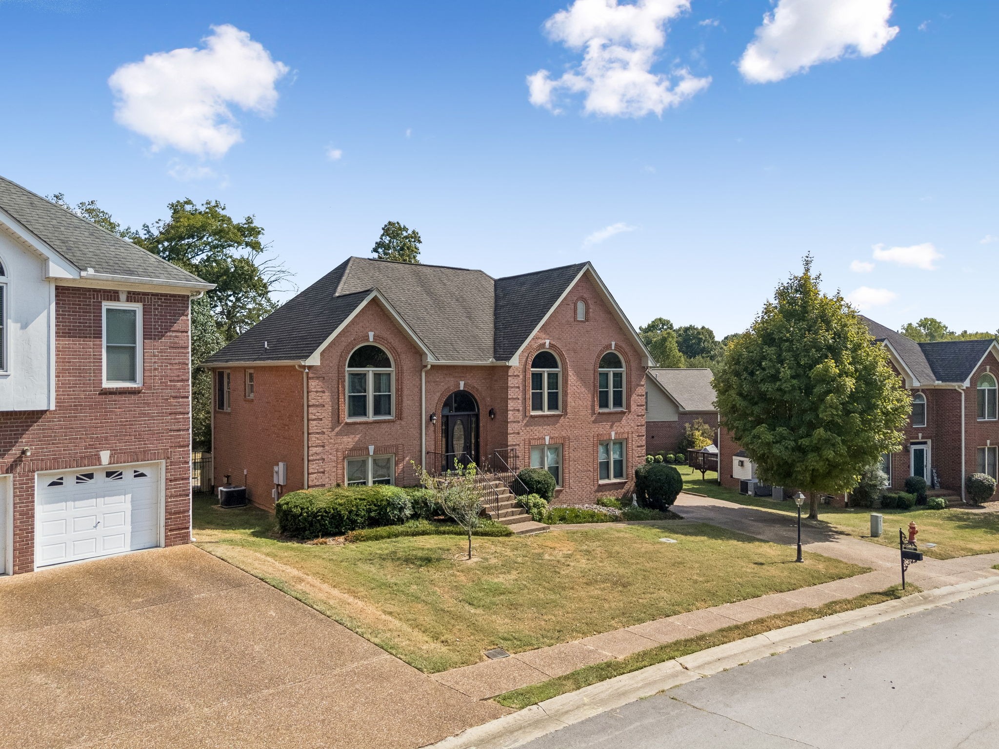 5553 Peninsula Park Lndg
