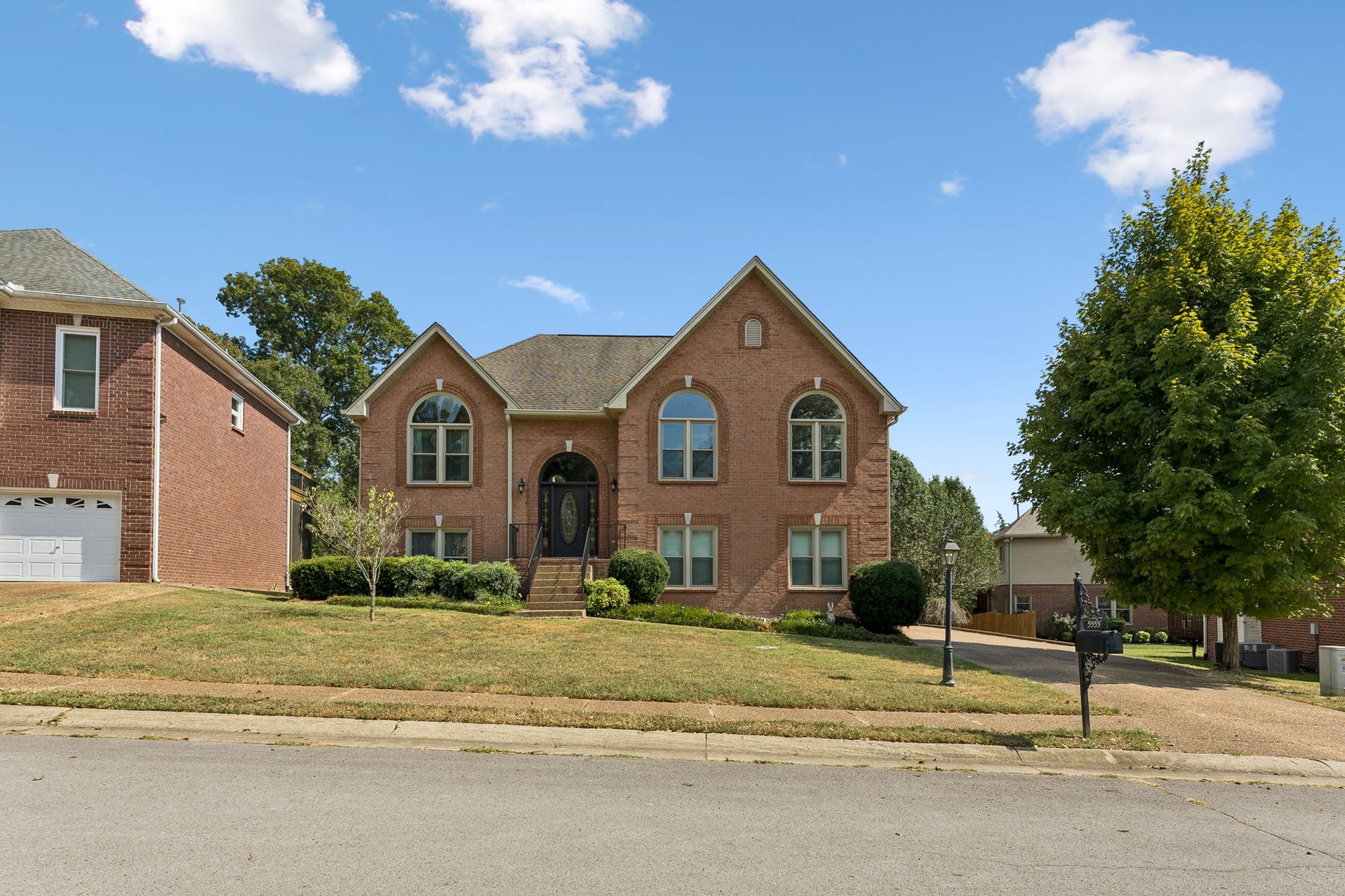 5553 Peninsula Park Lndg