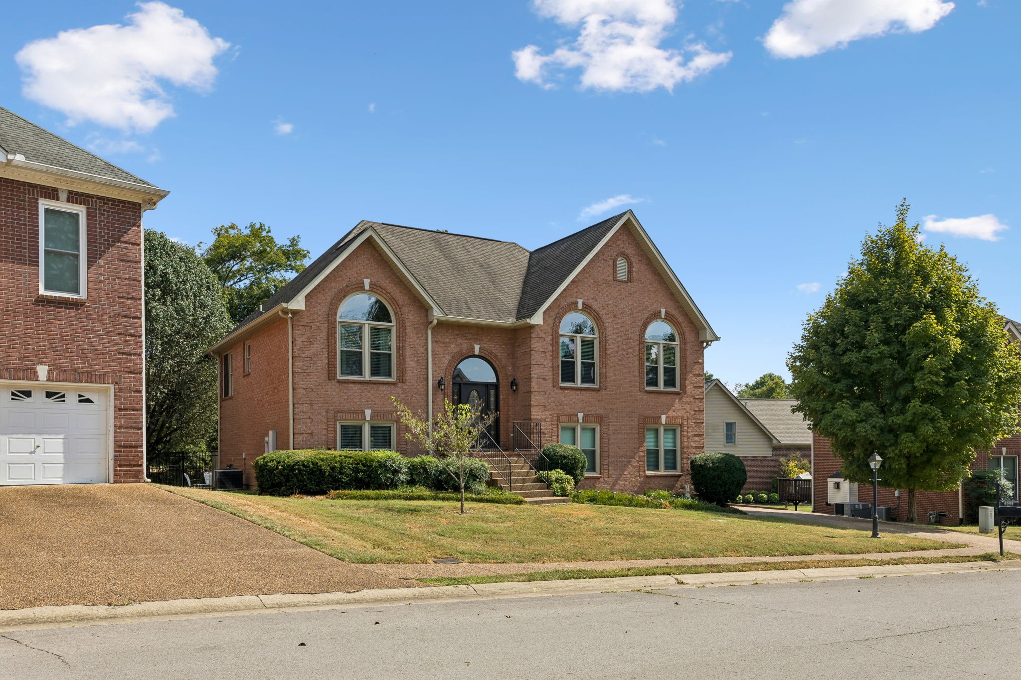 5553 Peninsula Park Lndg