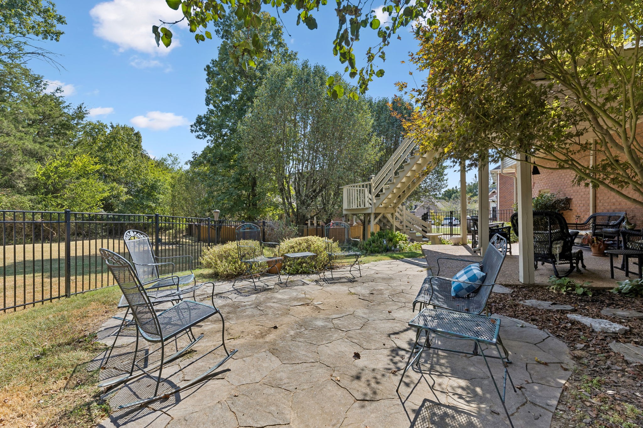 5553 Peninsula Park Lndg
